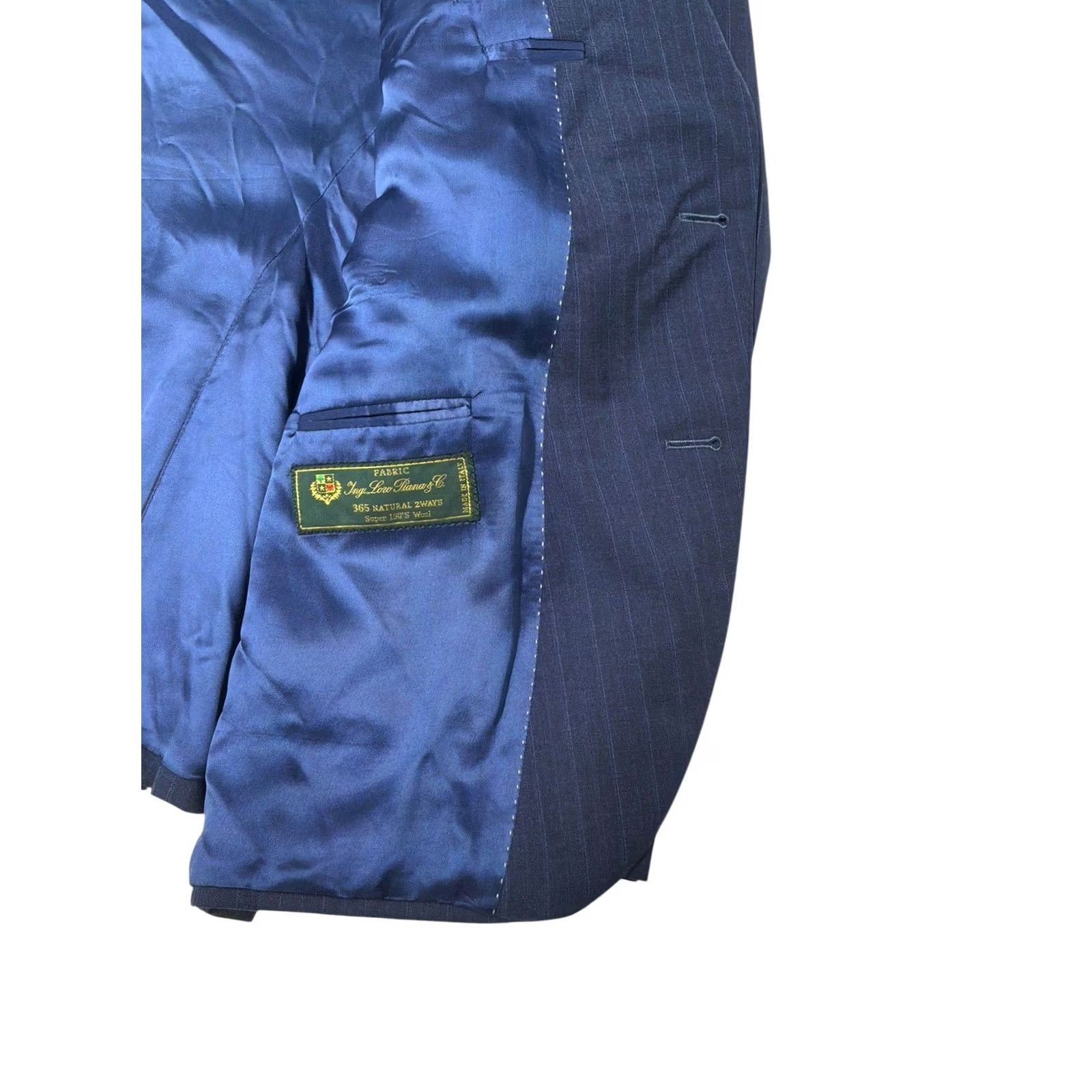 Jack Victor VINTAGE is not applicable here; sorry. Size US M / EU 48-50 / 2 - 4 Thumbnail