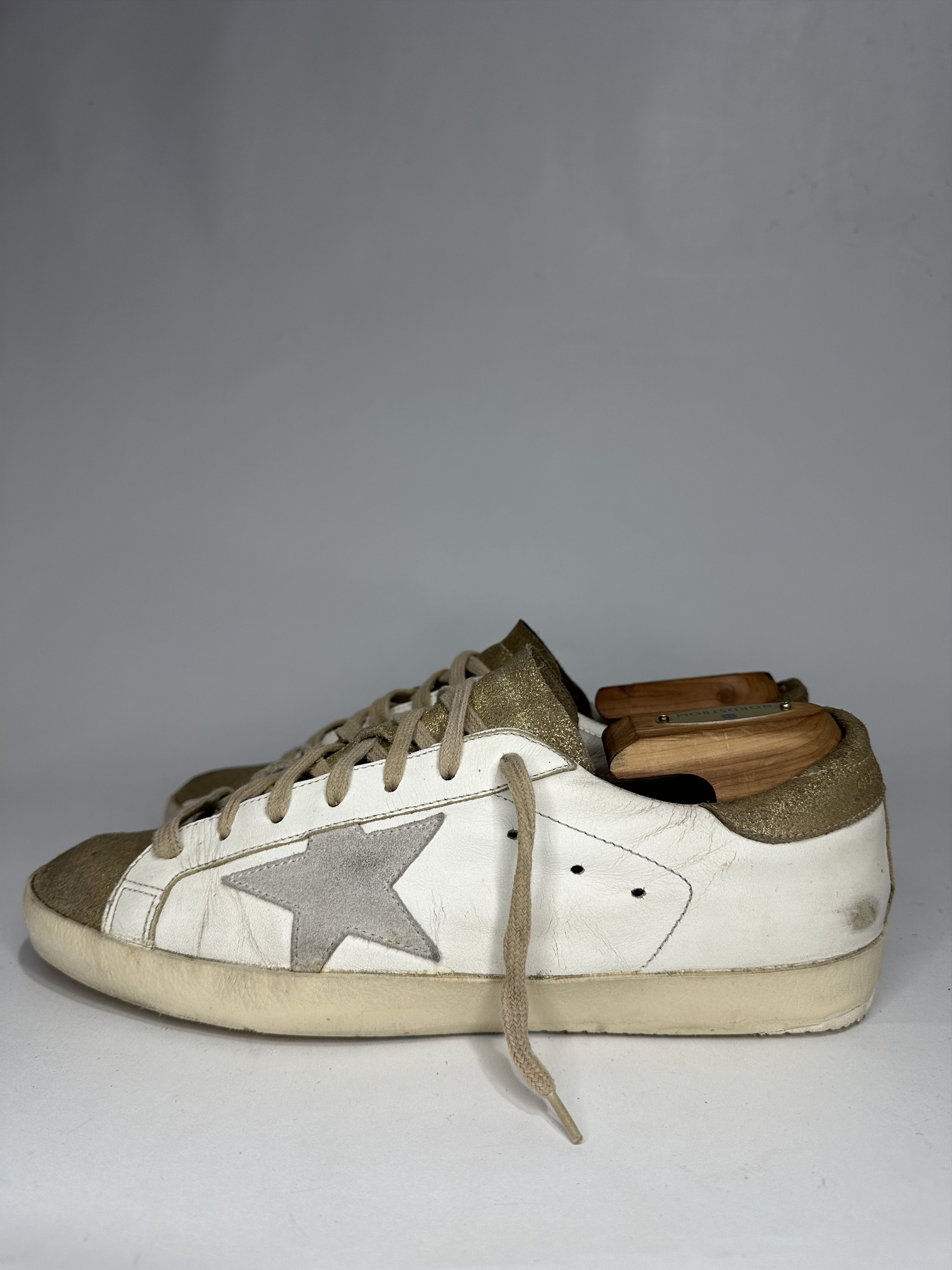 Golden Goose Golden Goose Superstar Gold and White Leather Sneakers. Size US 8 / EU 41 - 2 Thumbnail