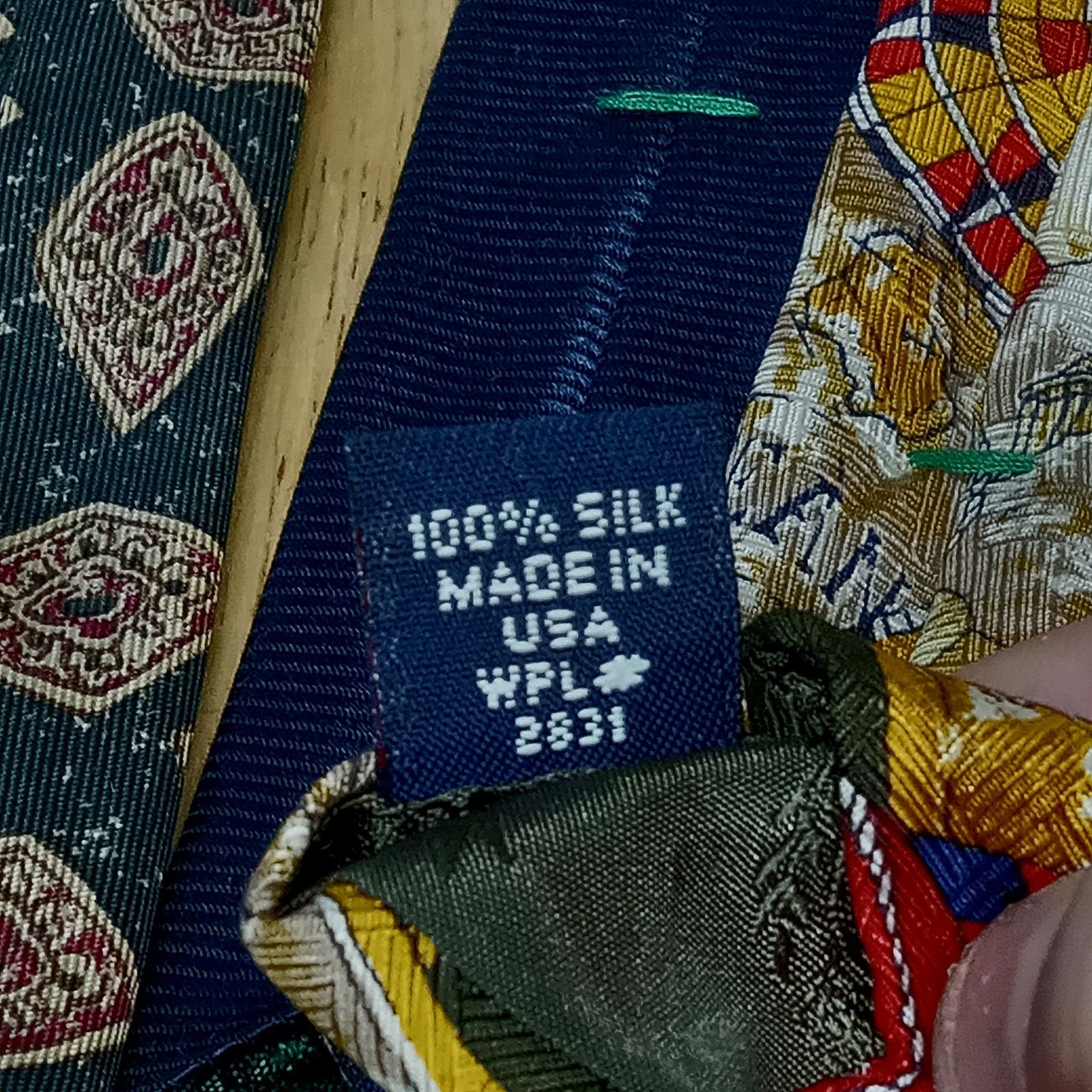 Tommy Hilfiger Set Of 4 Vintage Tommy Hilfiger Ties Men's 100% Silk USA Size ONE SIZE - 5 Thumbnail