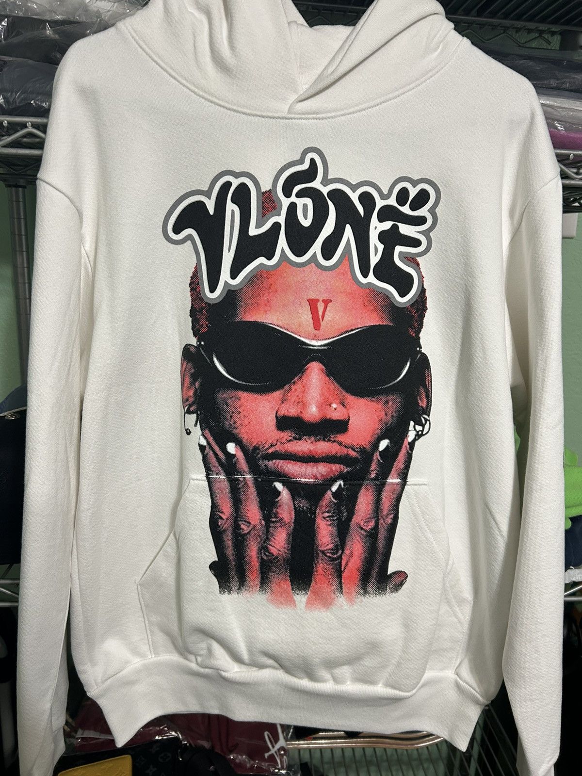 Vlone Rodman Logo Hoodie White ヴィーローンロッドマンコラボ Vlone Rodman Logo Hoodie WhiteVlone Rodman Logo Hoodie White
