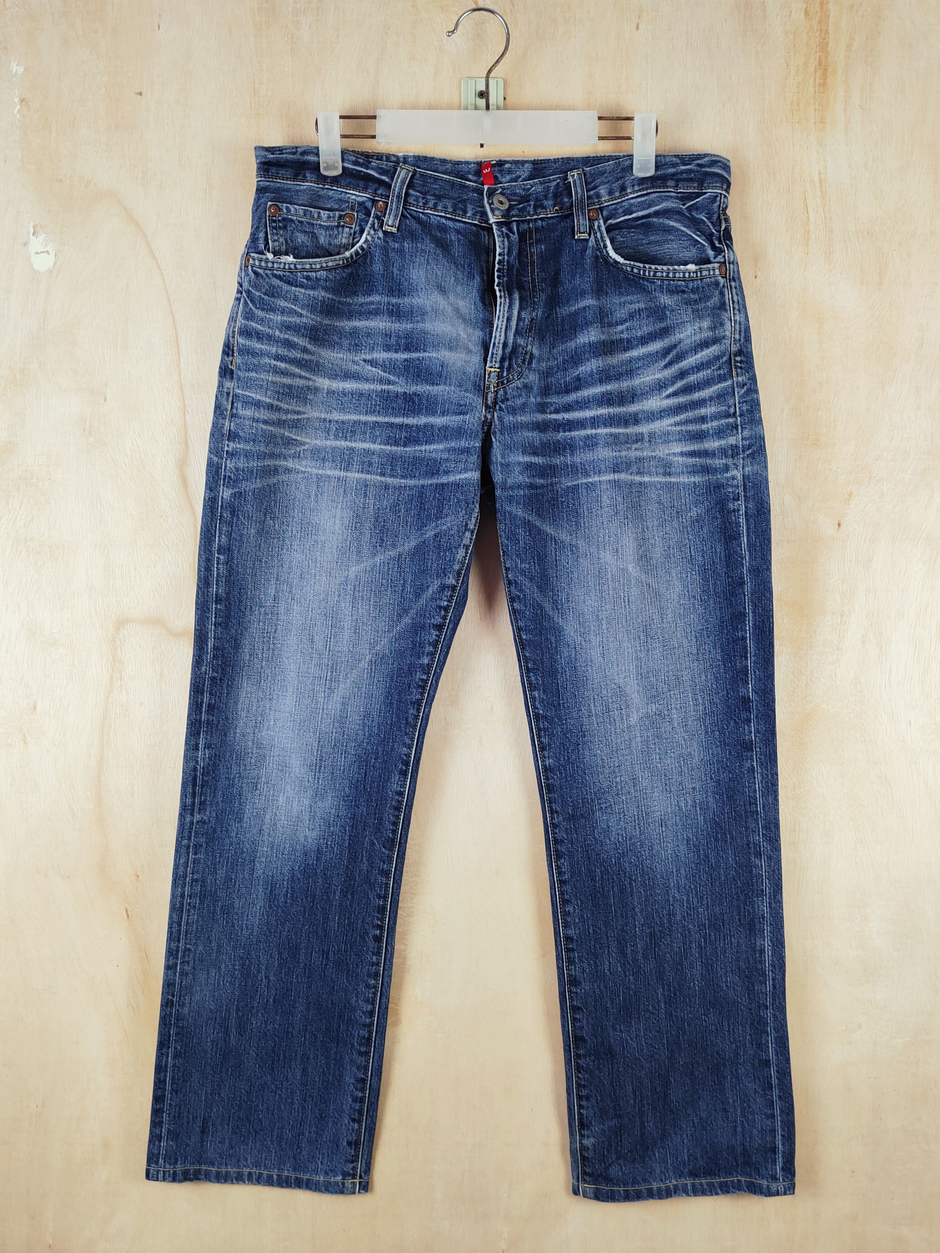 Japanese Brand Uniqlo Blue Distressed Ripped Jeans #S2648 Size US 34 / EU 50 - 1 Thumbnail