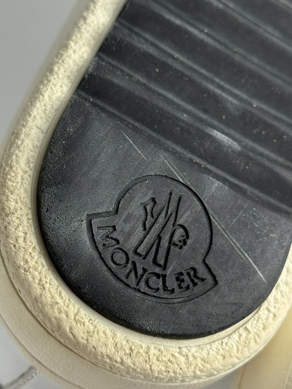 Moncler Moncler Angeline Leather Sneakers White Size US 7 / EU 40 - 19 Thumbnail