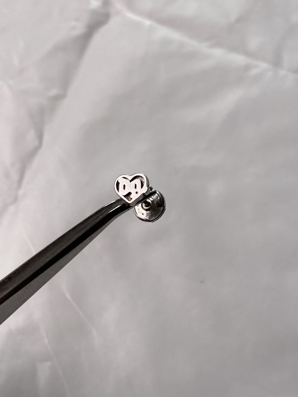 Drain Gang SEND OFFERS g'LOSS BABY LOVE PILL (v.2) Earrings Size ONE SIZE - 13 Thumbnail
