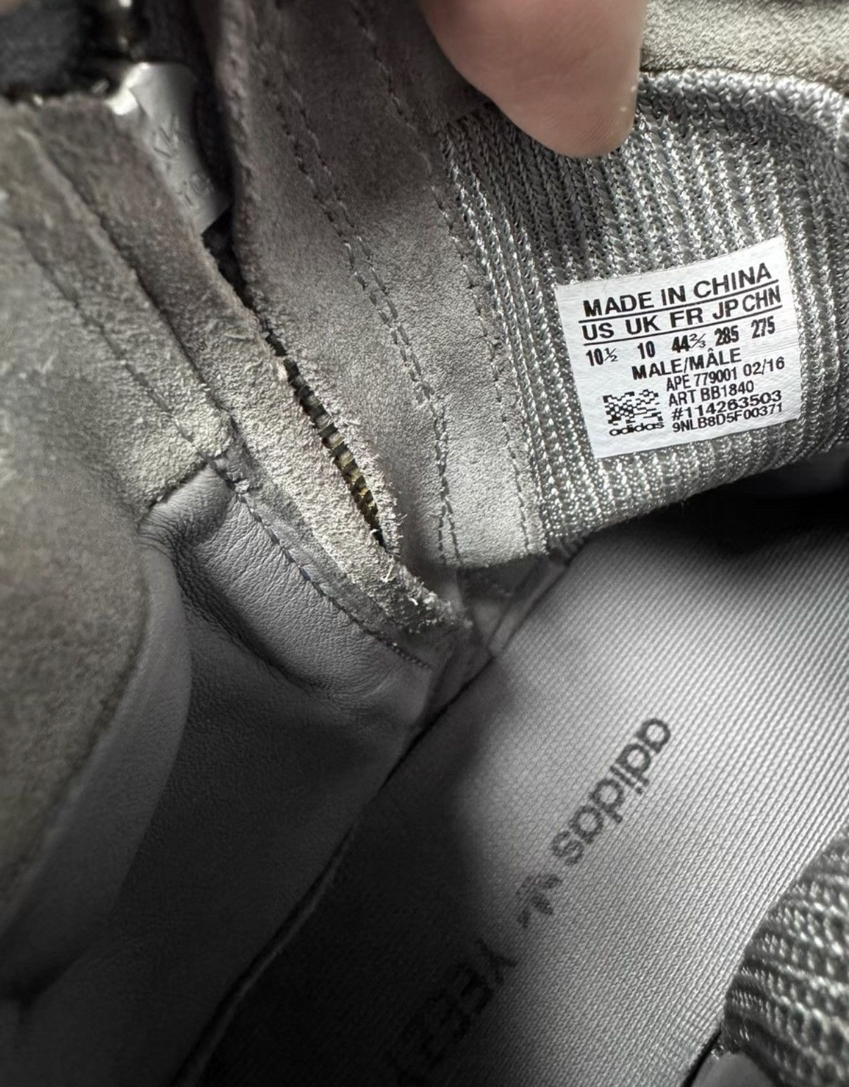 Adidas Adidas Yeezy 750 Light Grey BB1840 K37 Size US 10 / EU 43 - 7 Thumbnail