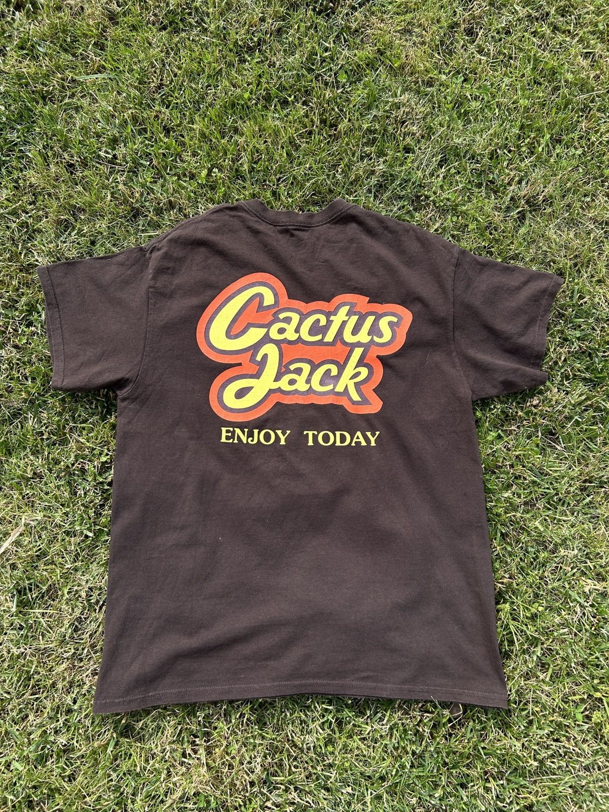 image of Reese’S Puffs Travis Scott Paris Tee in Brown, Men's (Size Large)