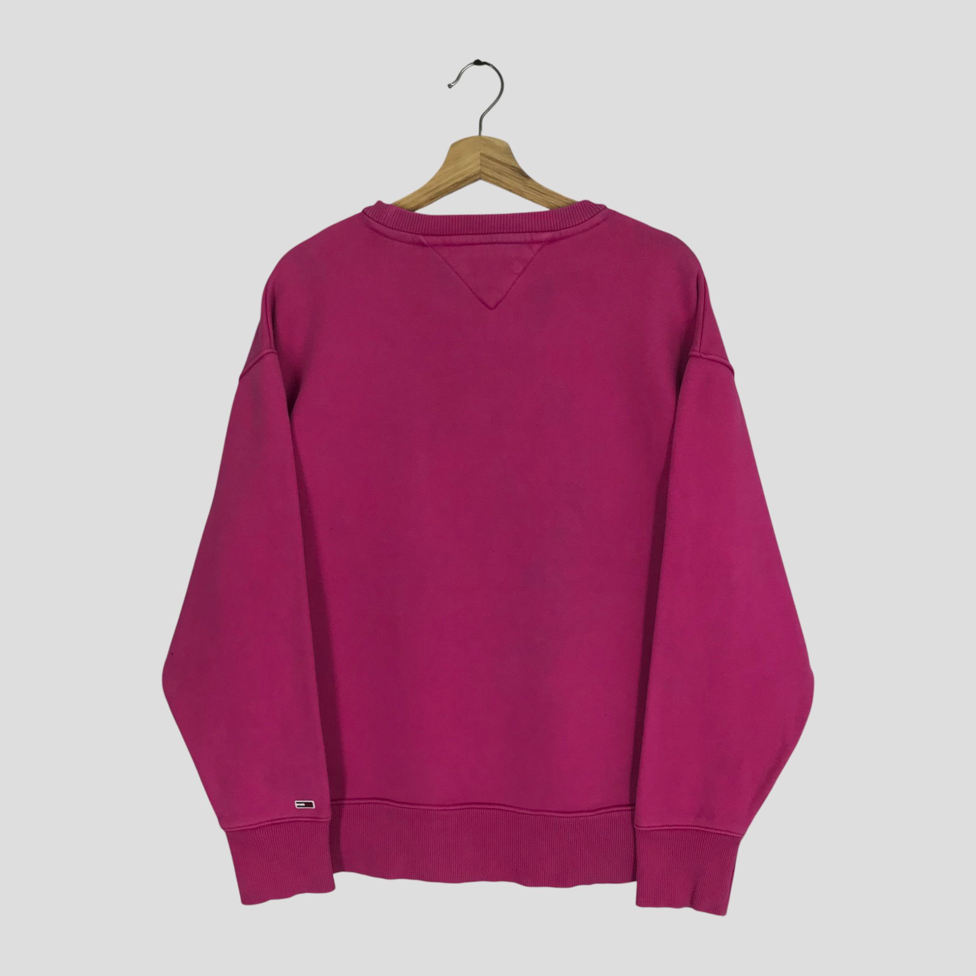 Tommy Hilfiger Vintage Tommy Hilfiger Pink Sweatshirt Large - 351 Size US L / EU 52-54 / 3 - 4 Thumbnail