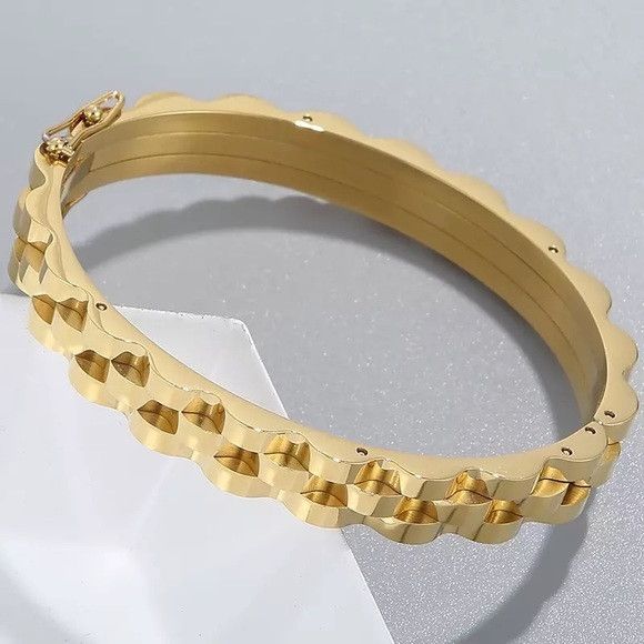 Other 9mm Stainless Steel Cuff Bangle Unisex Bracelet (G) Size ONE SIZE - 4 Thumbnail