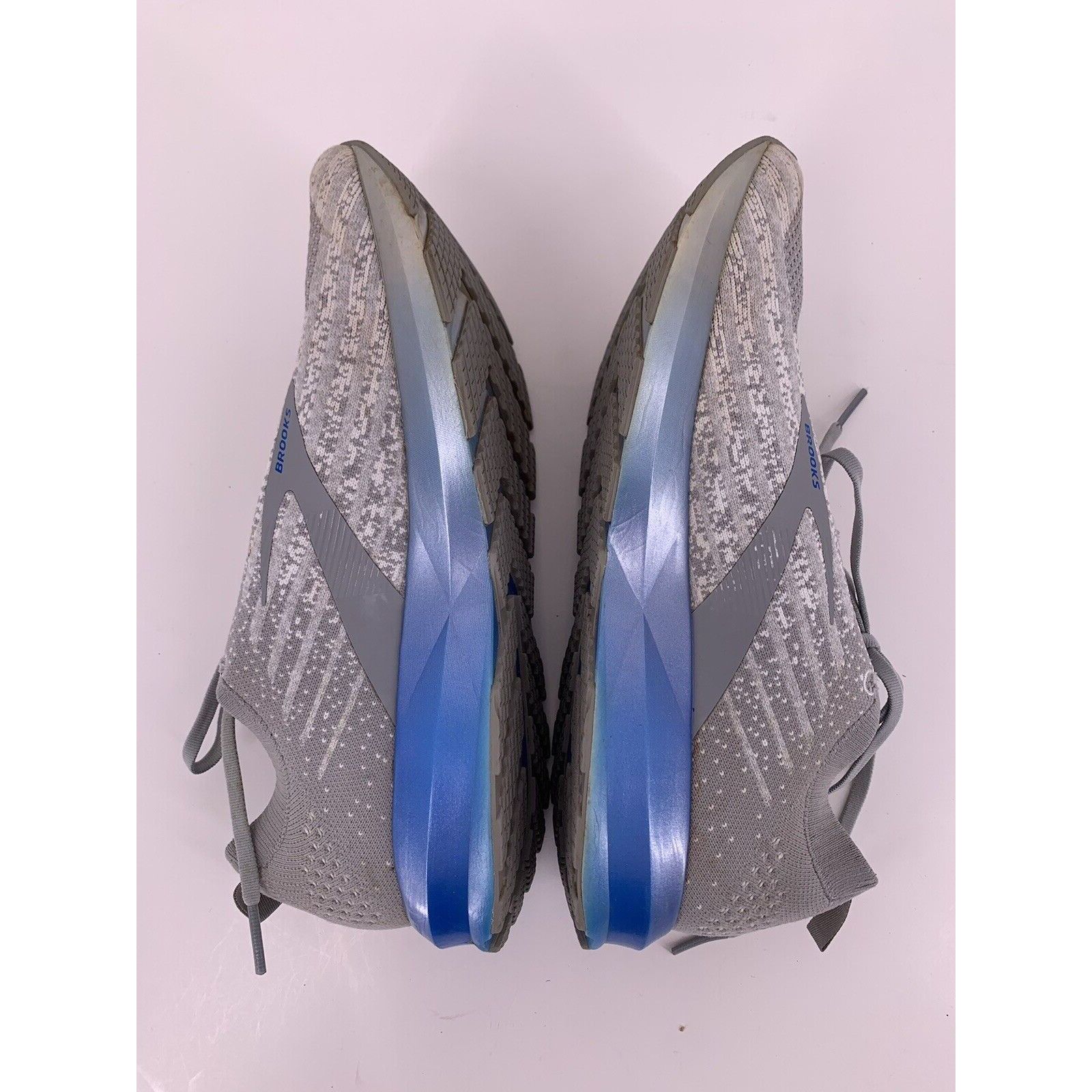 Brooks Brooks Levitate 3 Running Shoes Gray Knit Sneakers 11.5D Size US 10.5 / EU 43-44 - 9 Thumbnail