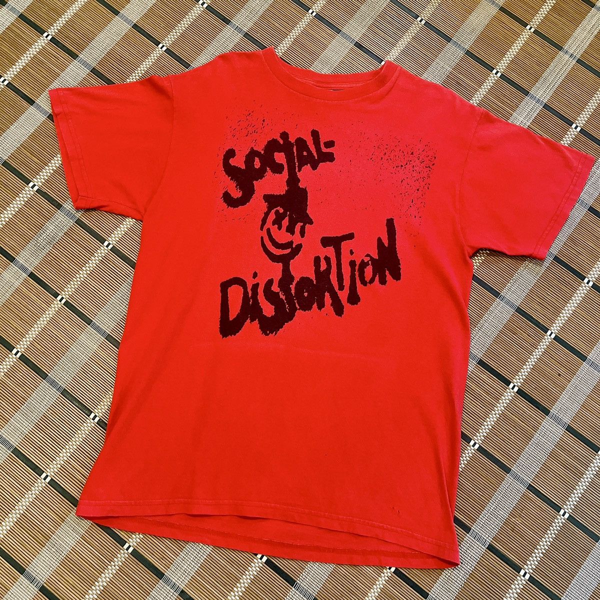 Band Tees × Vintage VTG 00’s Social Distortion Ringer Crop Size US M / EU 48-50 / 2 - 1 Thumbnail