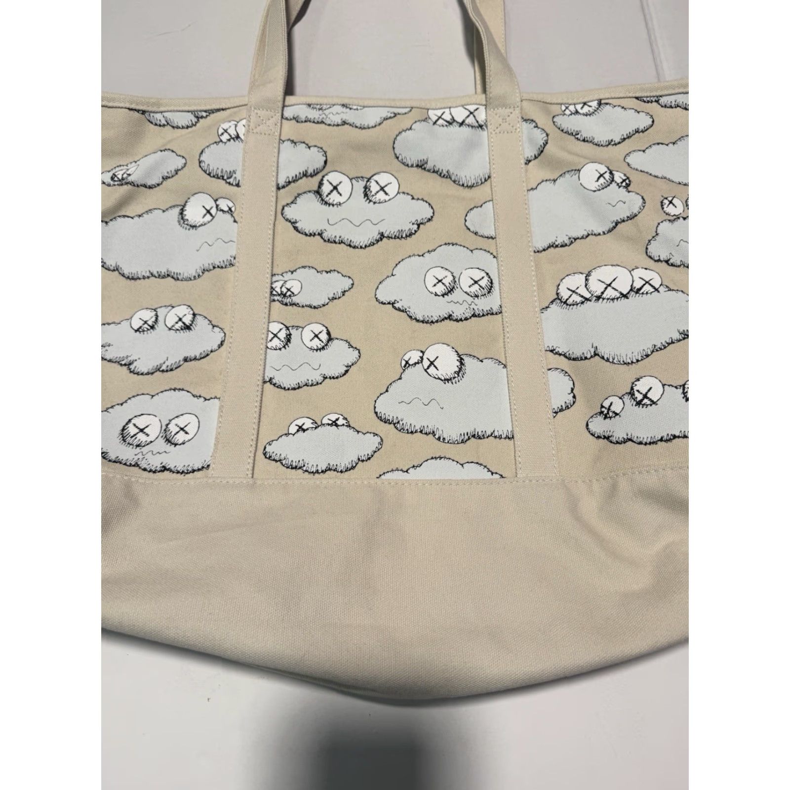 Uniqlo KAWS x UNIQLO SS16 White Clouds Beige Light Brown Canvas Tote Bag Rare Size ONE SIZE - 7 Thumbnail