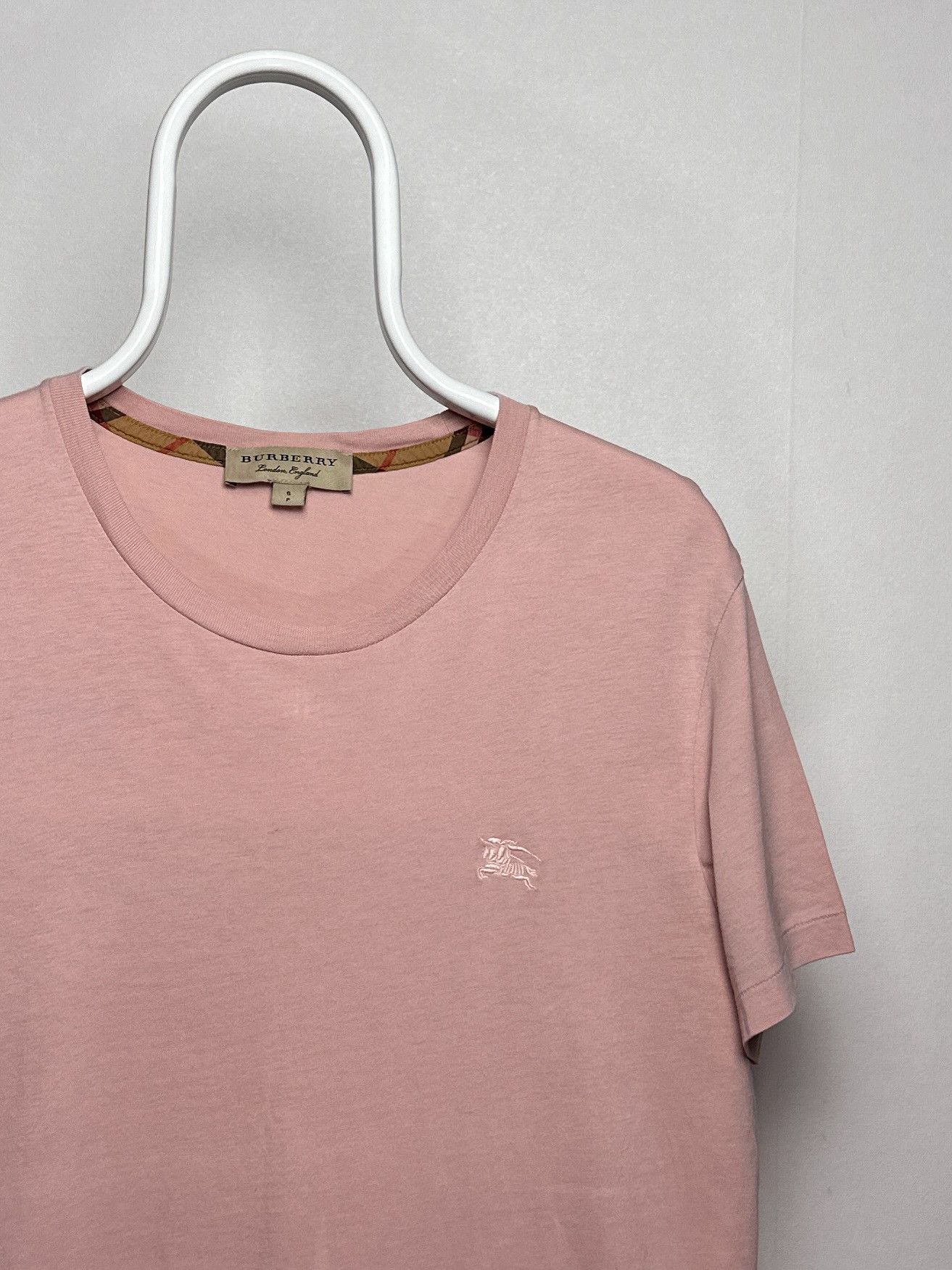 Burberry Burberry London England T-Shirt Size S Size US S / EU 44-46 / 1 - 3 Thumbnail