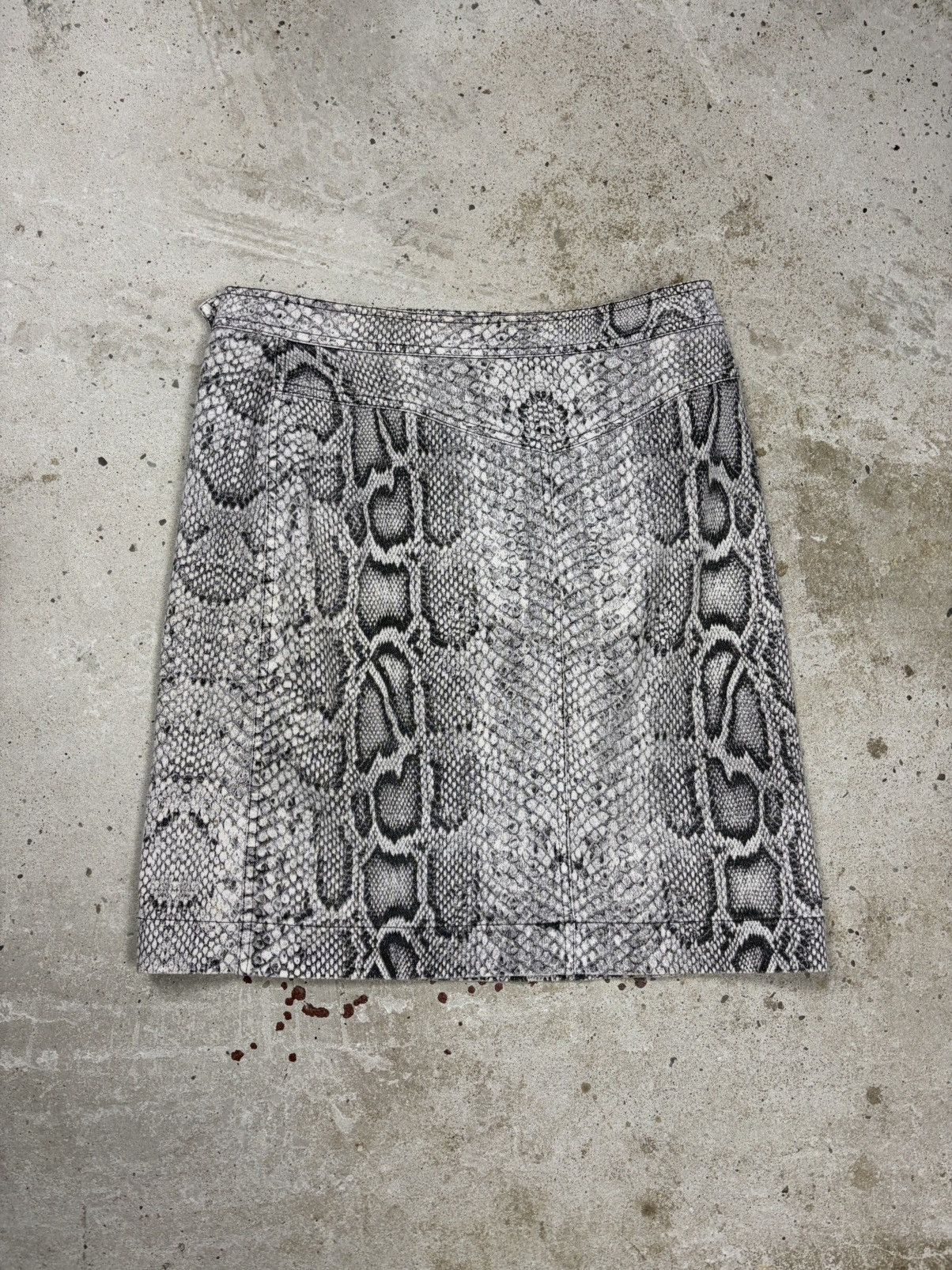 Roberto Cavalli Vintage 2000s Roberto Cavalli Snake Skin Print Set Skirt Size 29" - 3 Thumbnail