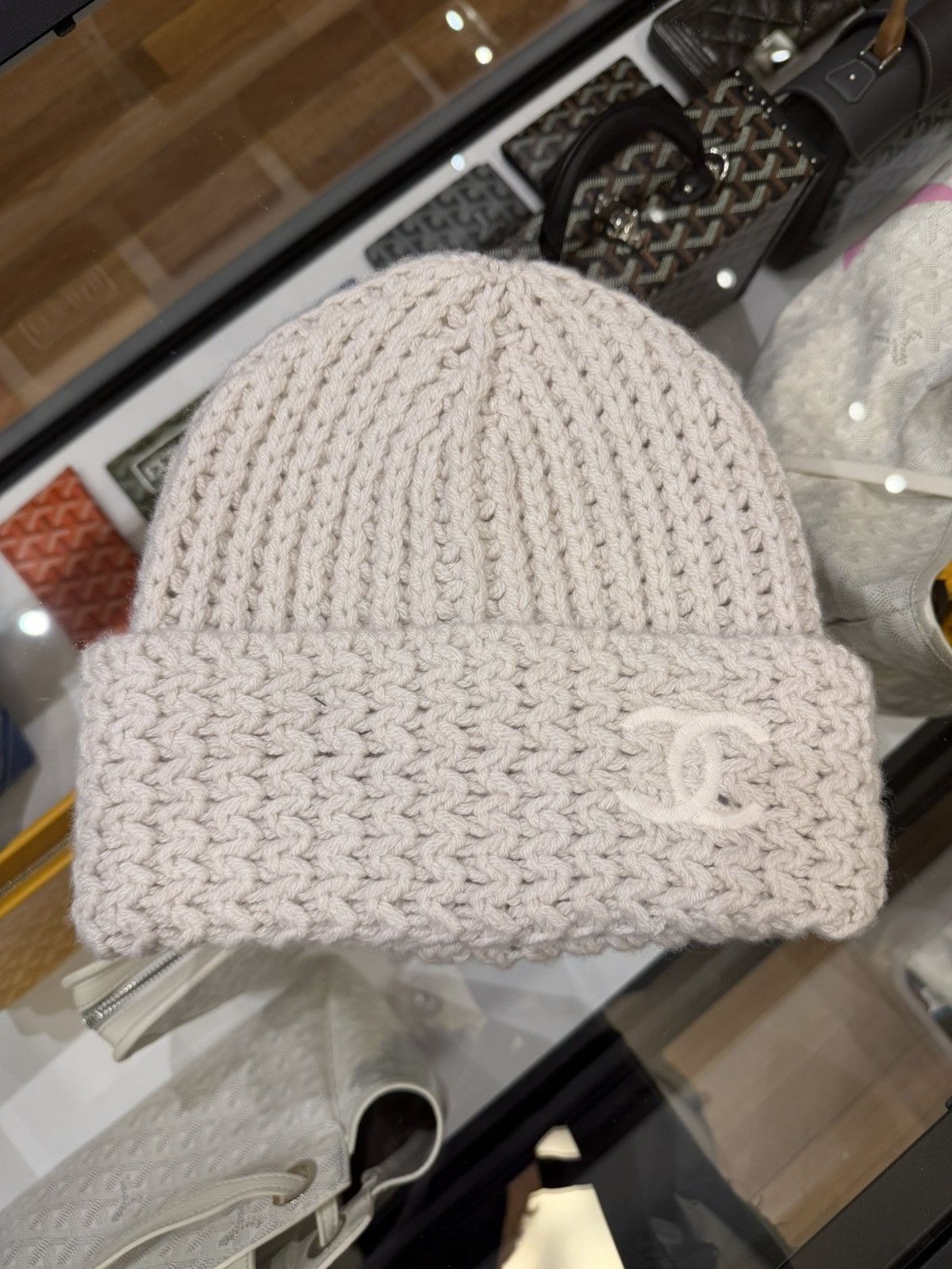 Chanel Chanel Cashmere Beanie Size ONE SIZE - 1 Thumbnail