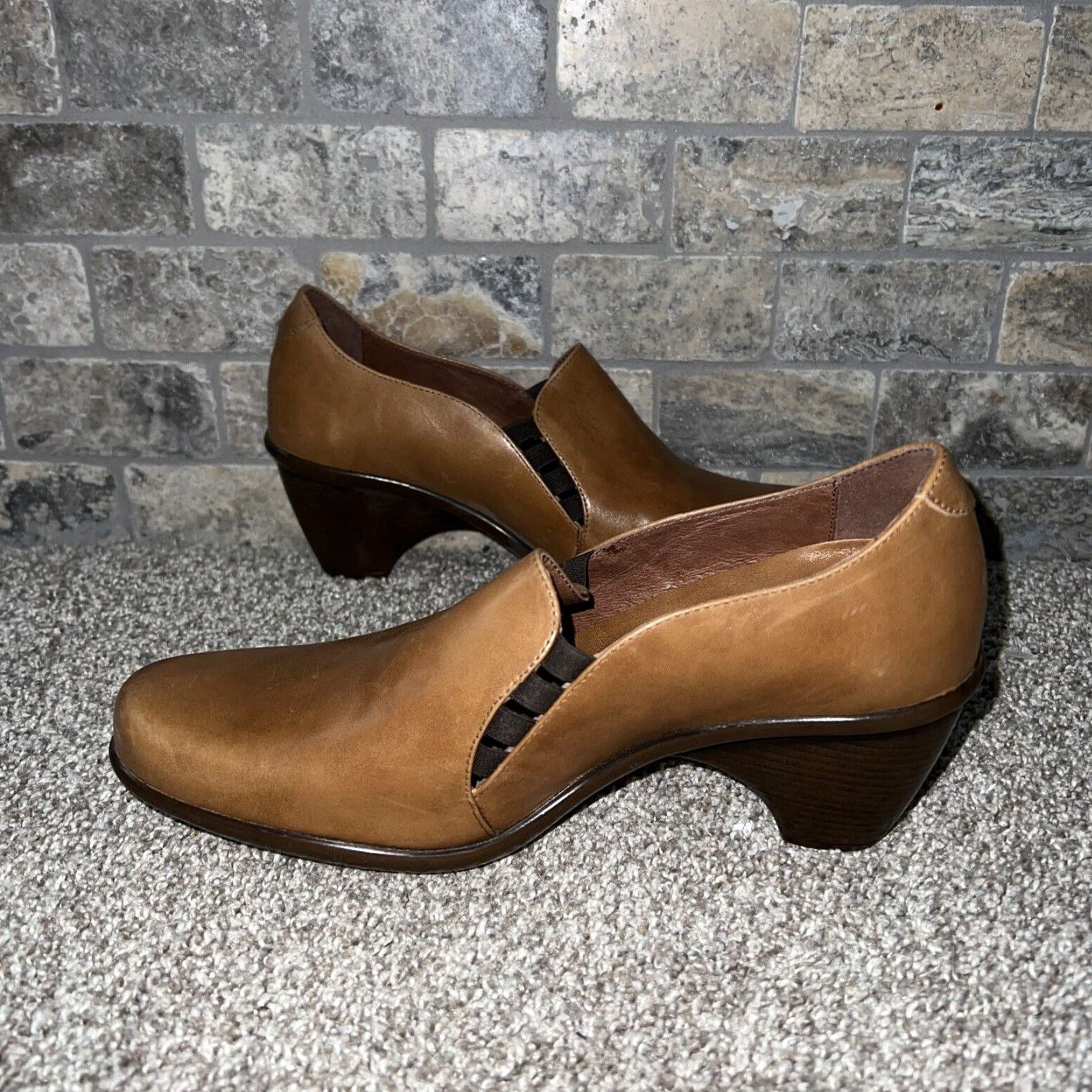 Dansko Dansko Leather Slip On Heels Womens Size 39 Brown Slip On 8.5 Women Shoes Brown Leather Dansko Heel Womens 39 Size US 8.5 / IT 38.5 - 3 Thumbnail