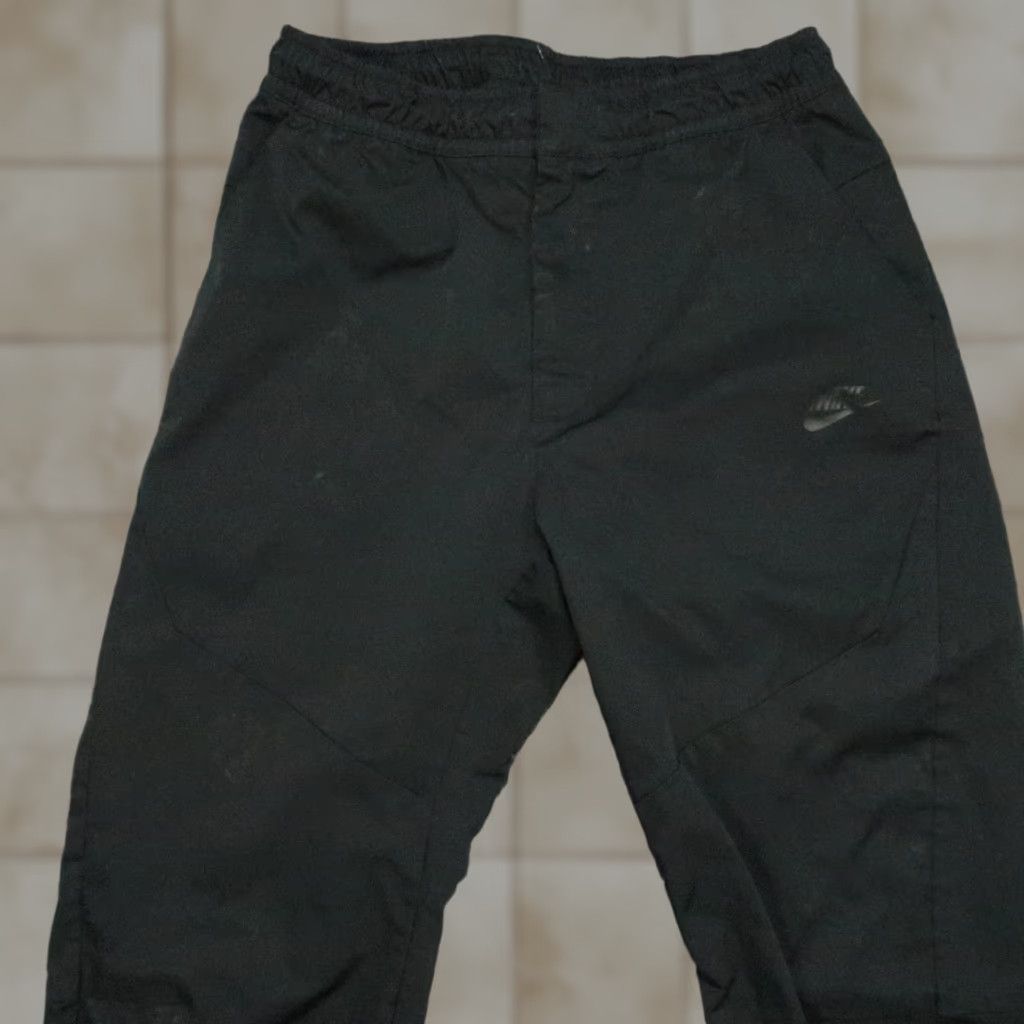 Nike Nike Pants Mens Medium Black Tech Essentials Unlined Commuter Zip Pocket Size US 31 - 1 Thumbnail
