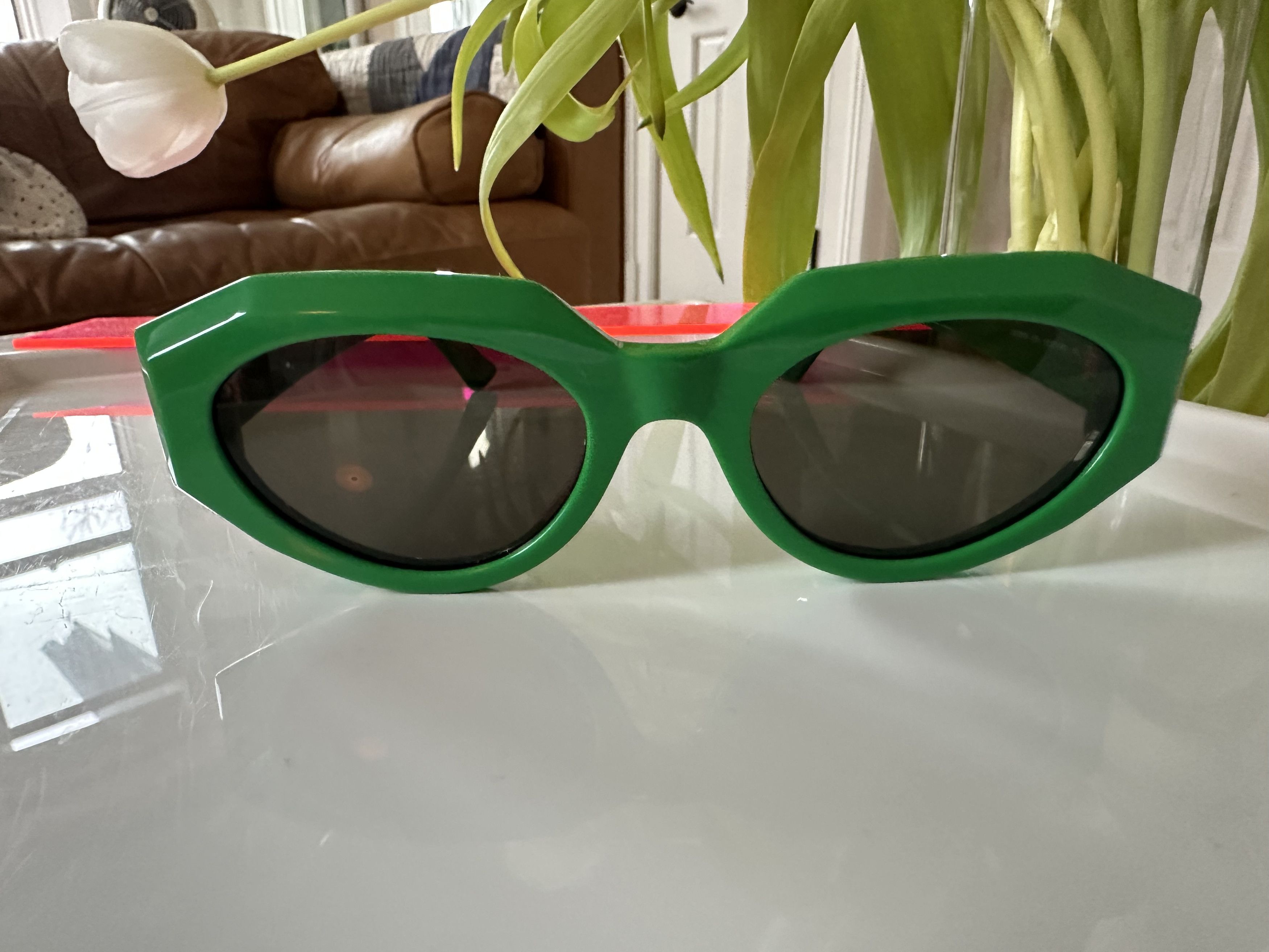 Bottega Veneta BOTTEGA VENETA - Facet Oval Sunglasses in Green. Unisex Size ONE SIZE - 7 Thumbnail