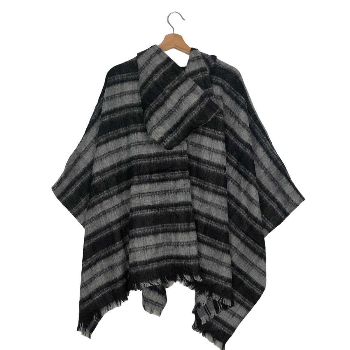 Japanese Brand VINTAGE ONEILL CLOAK OVERSIZED TARTAN DESIGN WOOL Size US L / EU 52-54 / 3 - 7 Thumbnail