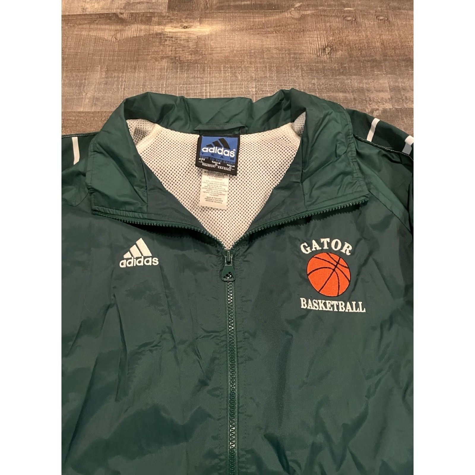 Adidas VINTAGE adidas Track Suit L Jacket & Pants Windbreaker Green Gator Basketball (F455) Track Suit Men L Green 90s Streetwear Basketball Size 42R - 3 Thumbnail