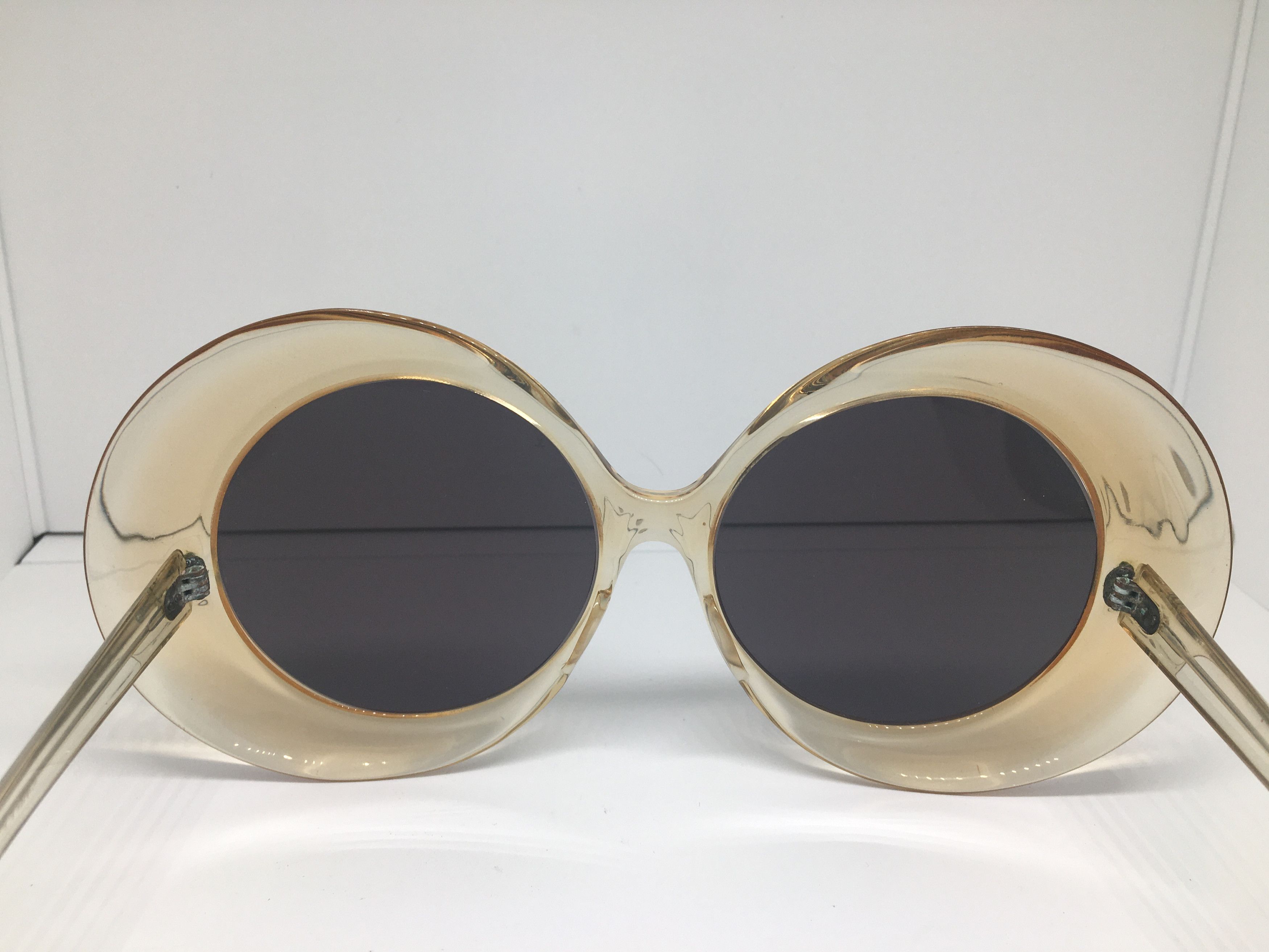 Vintage Vintage Clear Acetate Oversize Round Sunglasses Frame France Size ONE SIZE - 4 Thumbnail