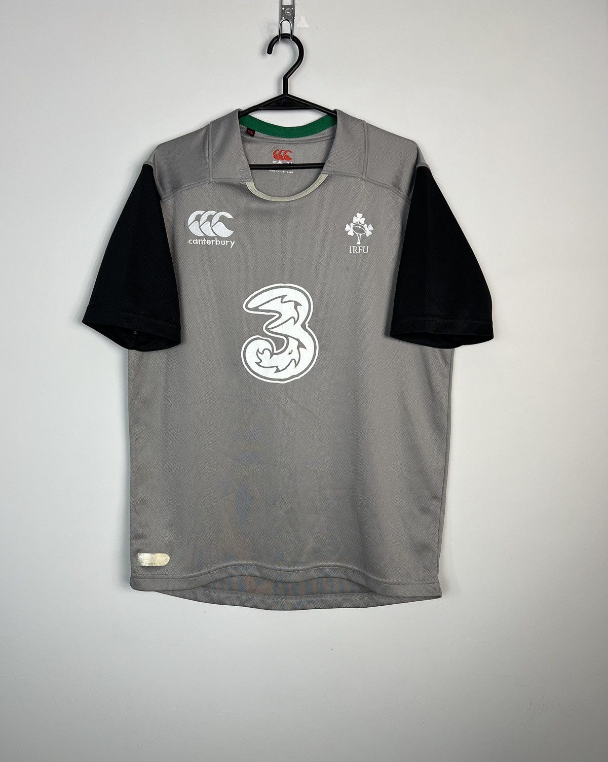 Canterbury of New Zealand Jersey Canterbury Irfu Irish Rugby Vintage Size US L / EU 52-54 / 3 - 1 Thumbnail