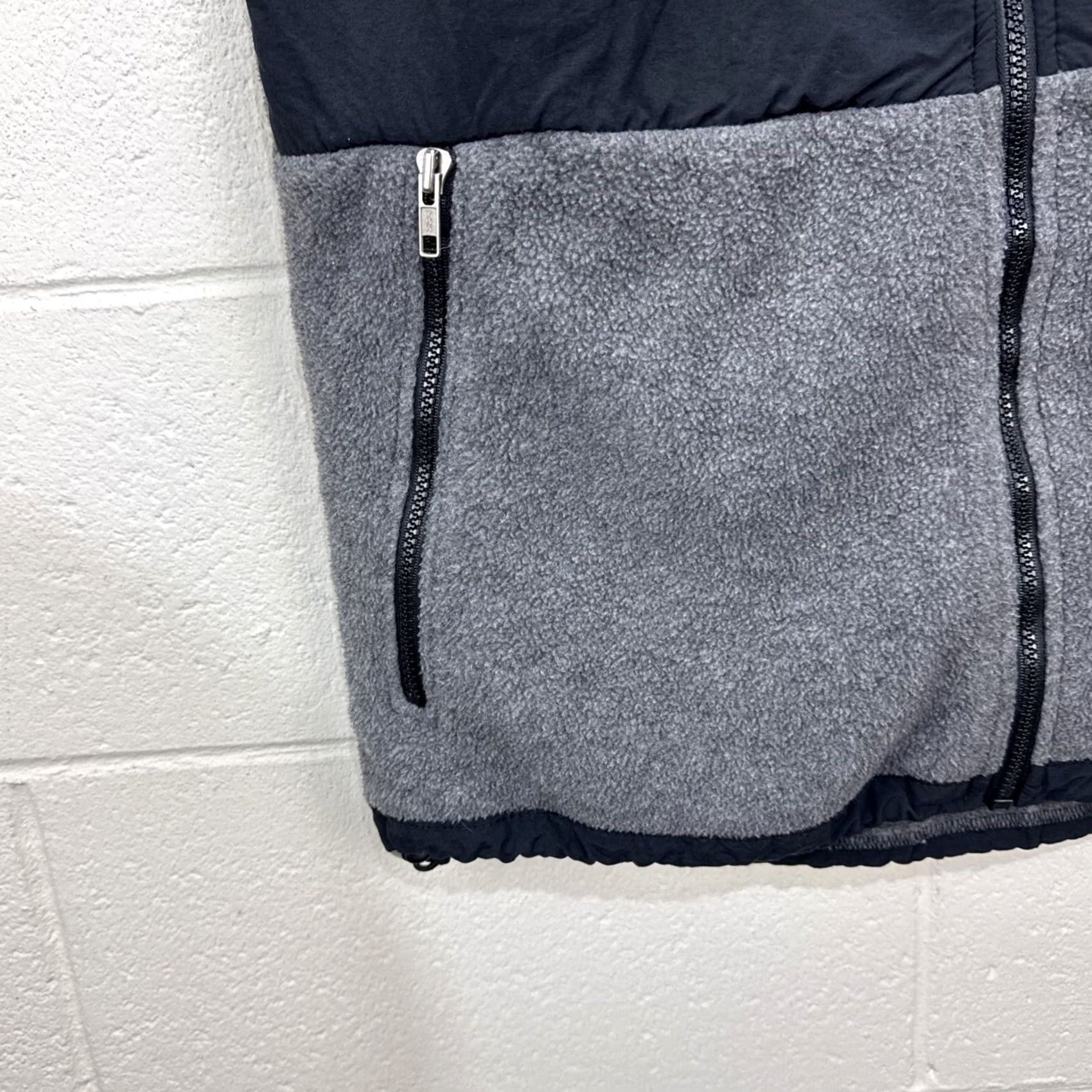 The North Face VINTAGE The North Face Womens Denali Vest Full Zip Fleece Black Gray Large USA Size L / US 10 / IT 46 - 5 Thumbnail