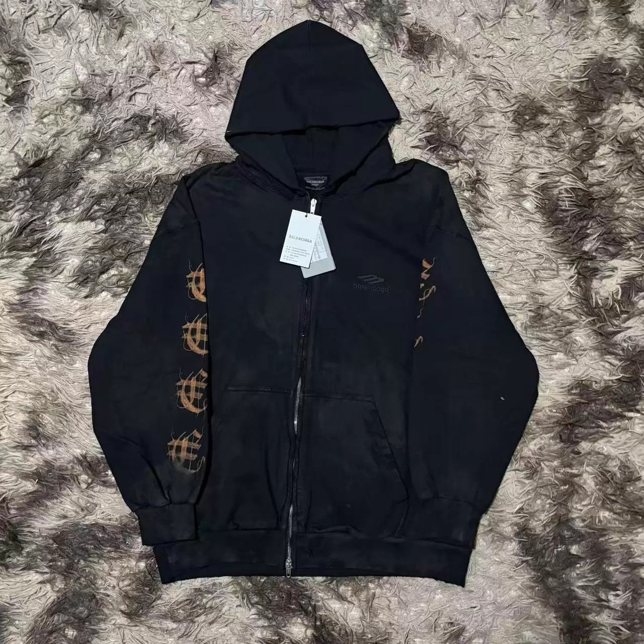 Balenciaga Balenciaga mud dye Sanskrit zip hoodie M Size M / US 6-8 / IT 42-44 - 1 Thumbnail