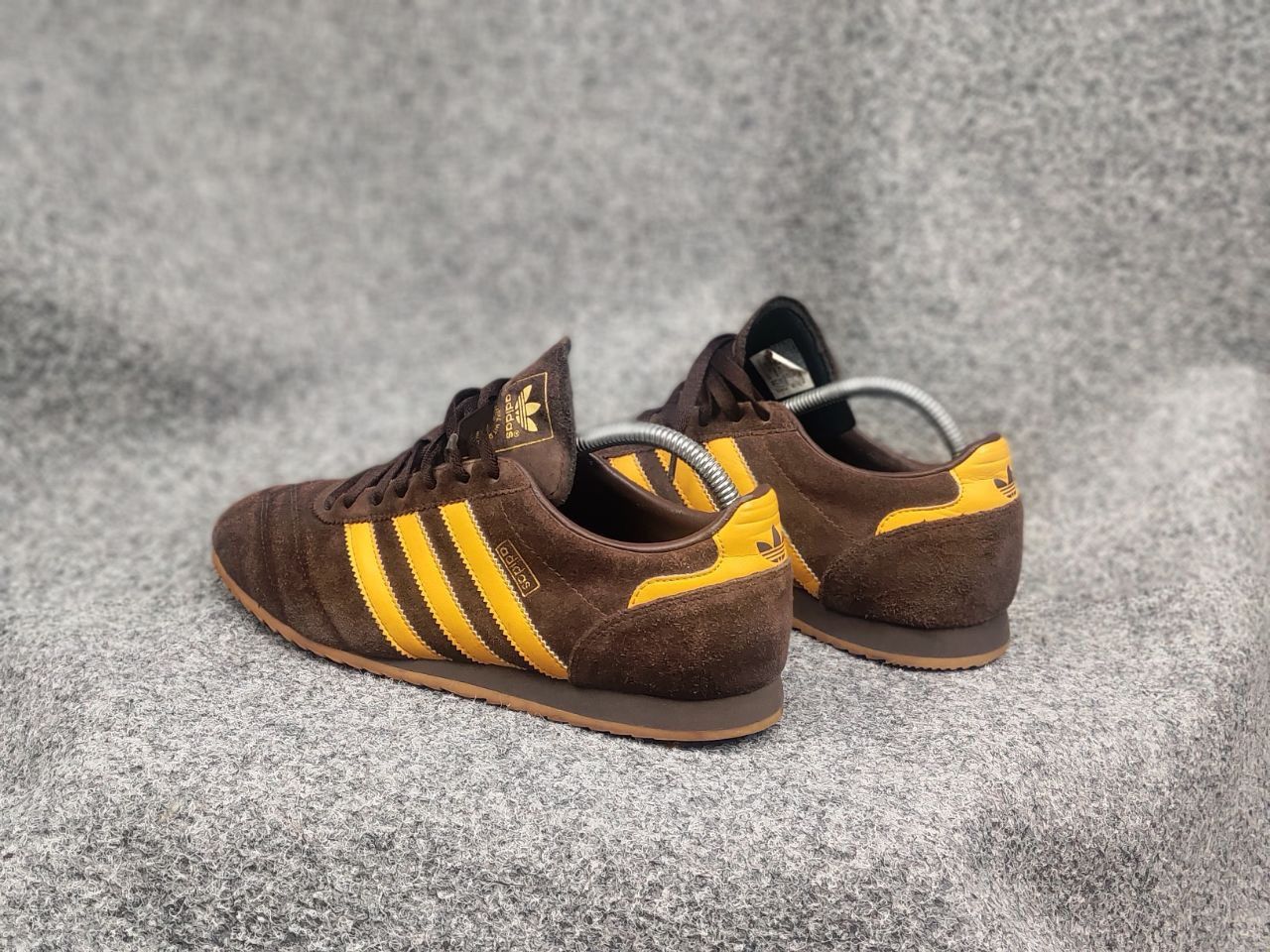 Adidas Adidas Vintage Y2K Style brown Yellow trendy suede sneakers Size US 8.5 / EU 41-42 - 11 Thumbnail