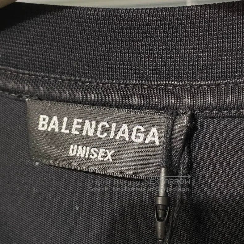 Balenciaga Balenciaga Short-sleeve T-shirt with Paris letter print lo Size US S / EU 44-46 / 1 - 5 Thumbnail