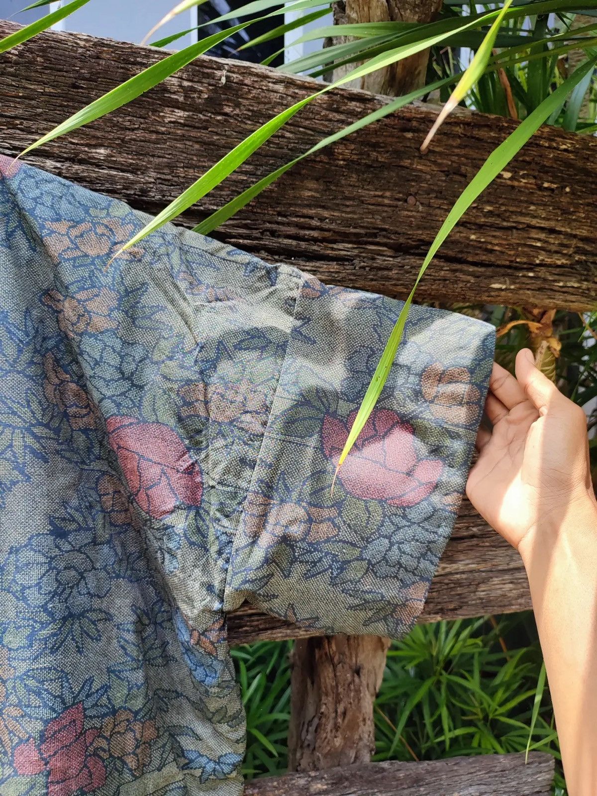 Japanese Brand Vintage Floral Kimono Jacket with Mickey Mouse Comic Lining Size US L / EU 52-54 / 3 - 11 Thumbnail