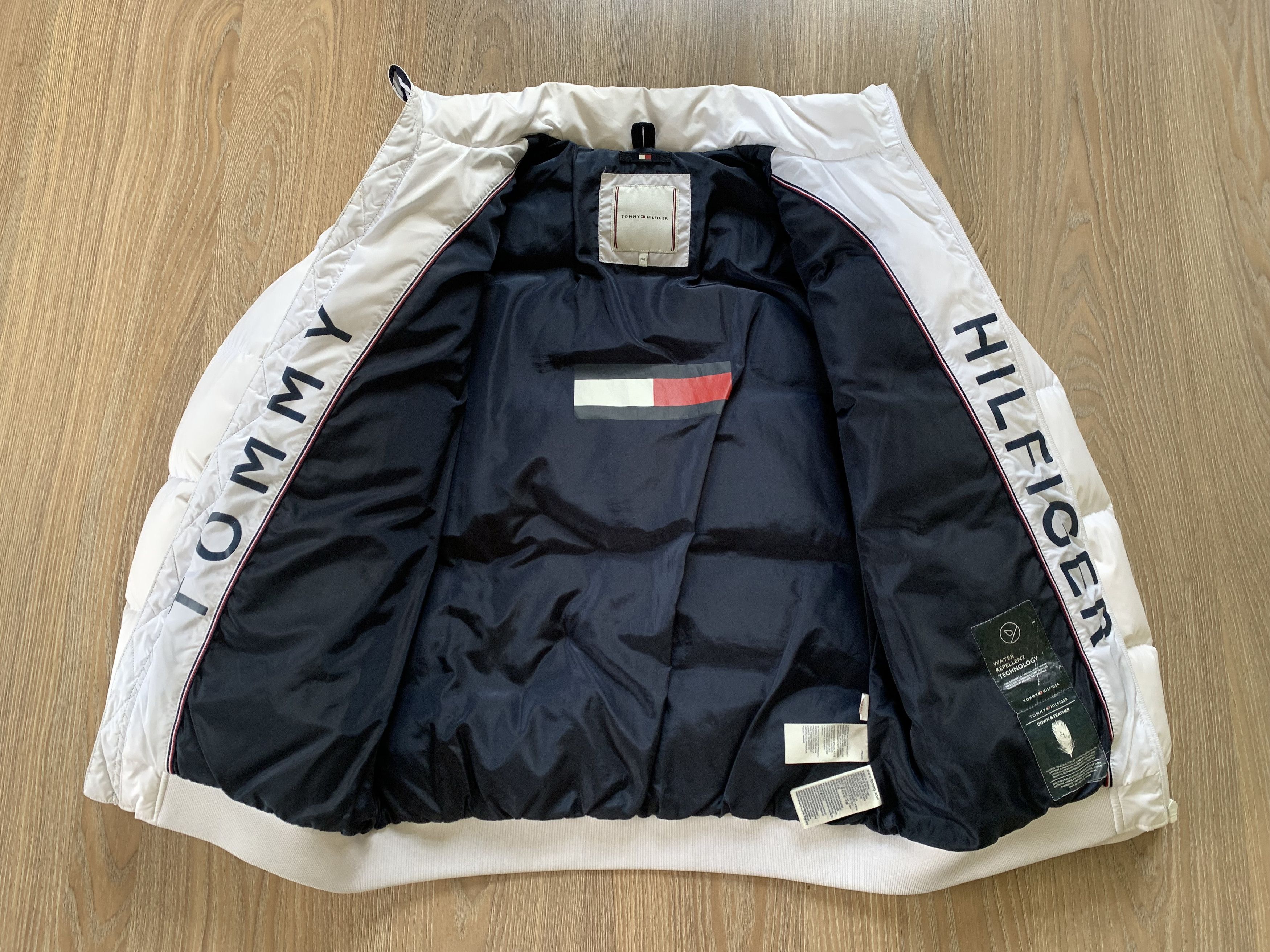 Tommy Hilfiger Tommy Hilfiger White Down Jacket Size US M / EU 48-50 / 2 - 6 Thumbnail