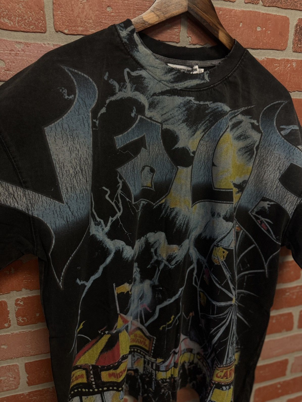 Vale Valley Tee Shirt Carnival Size XL Authentic