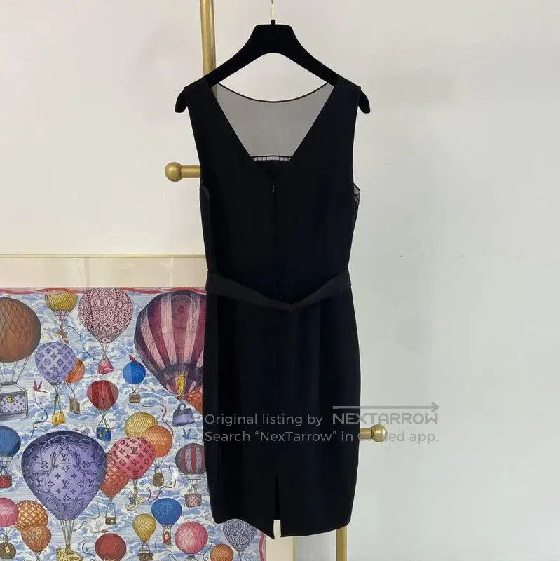 Max Mara MaxMara Black Sleeveless Dress for Summer . Size XS / US 0-2 / IT 36-38 - 1 Thumbnail