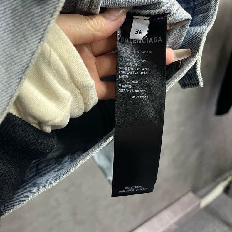 Balenciaga Balenciaga Blue solid rhinestone stitch print logo single b Size XS / US 0-2 / IT 36-38 - 5 Thumbnail