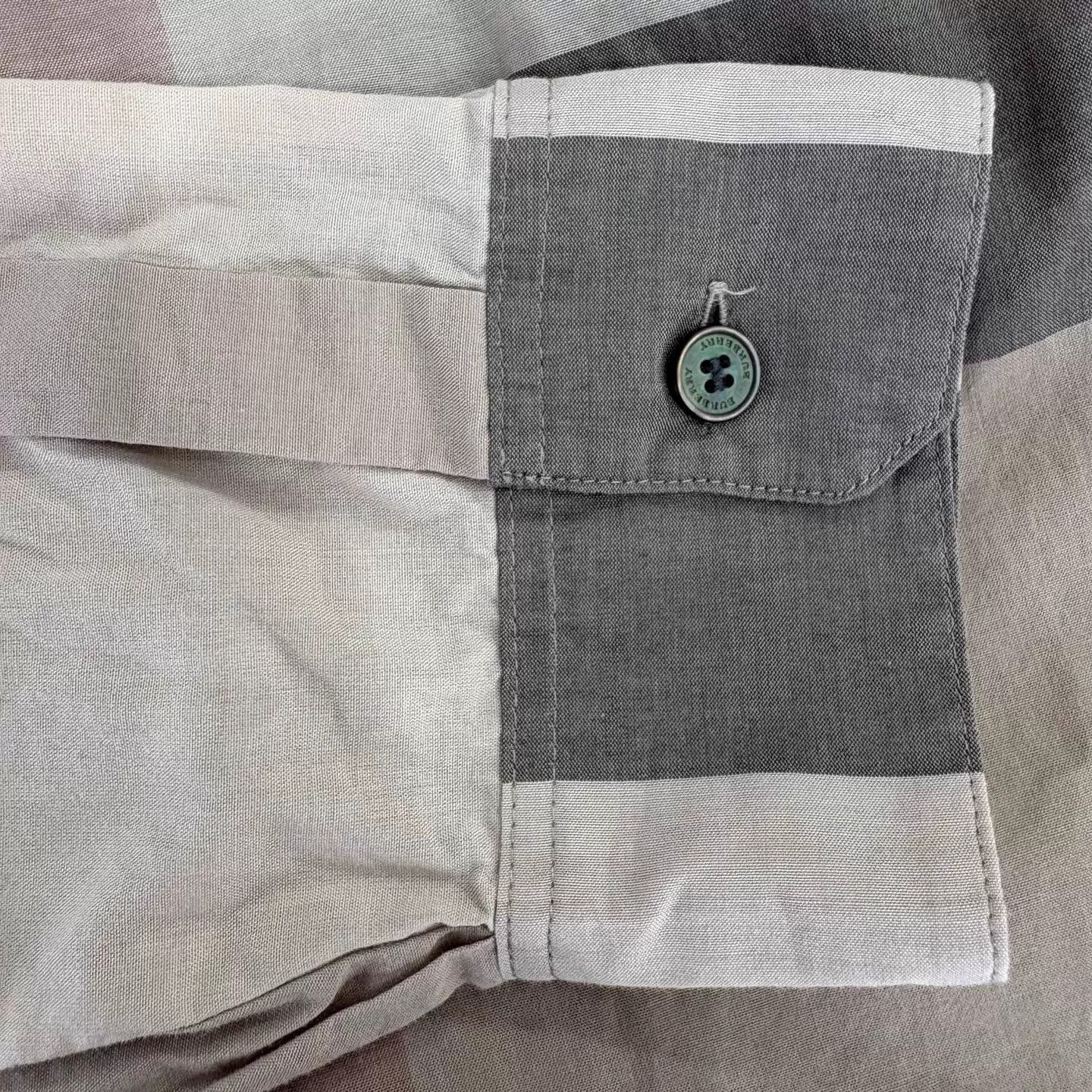 Burberry Burberry check button-down shirt light khaki XL Size XL / US 12-14 / IT 48-50 - 6 Thumbnail
