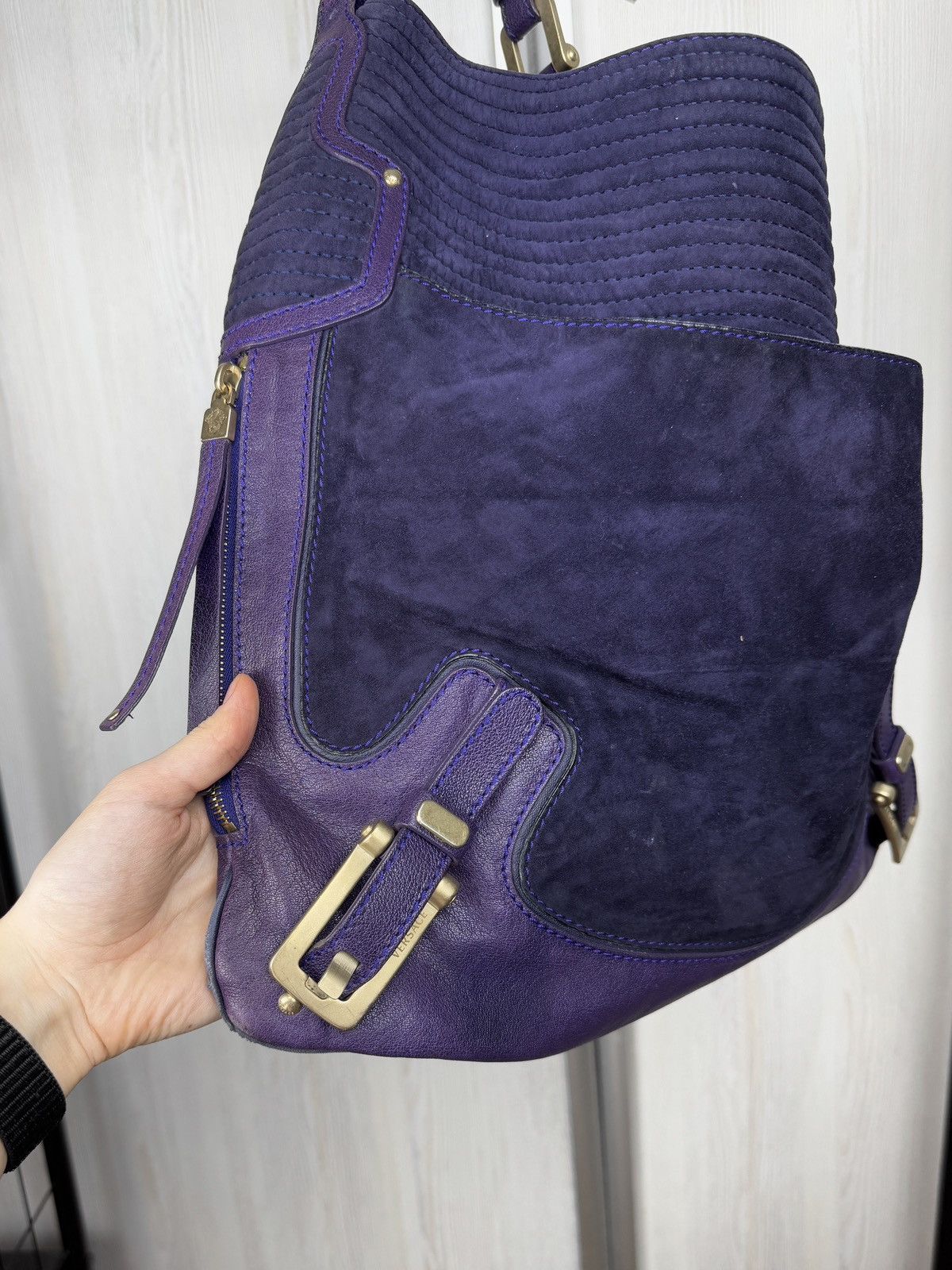 Versace Versace Made in Italy Suede leather hobo handle shoulder bag Size ONE SIZE - 10 Thumbnail