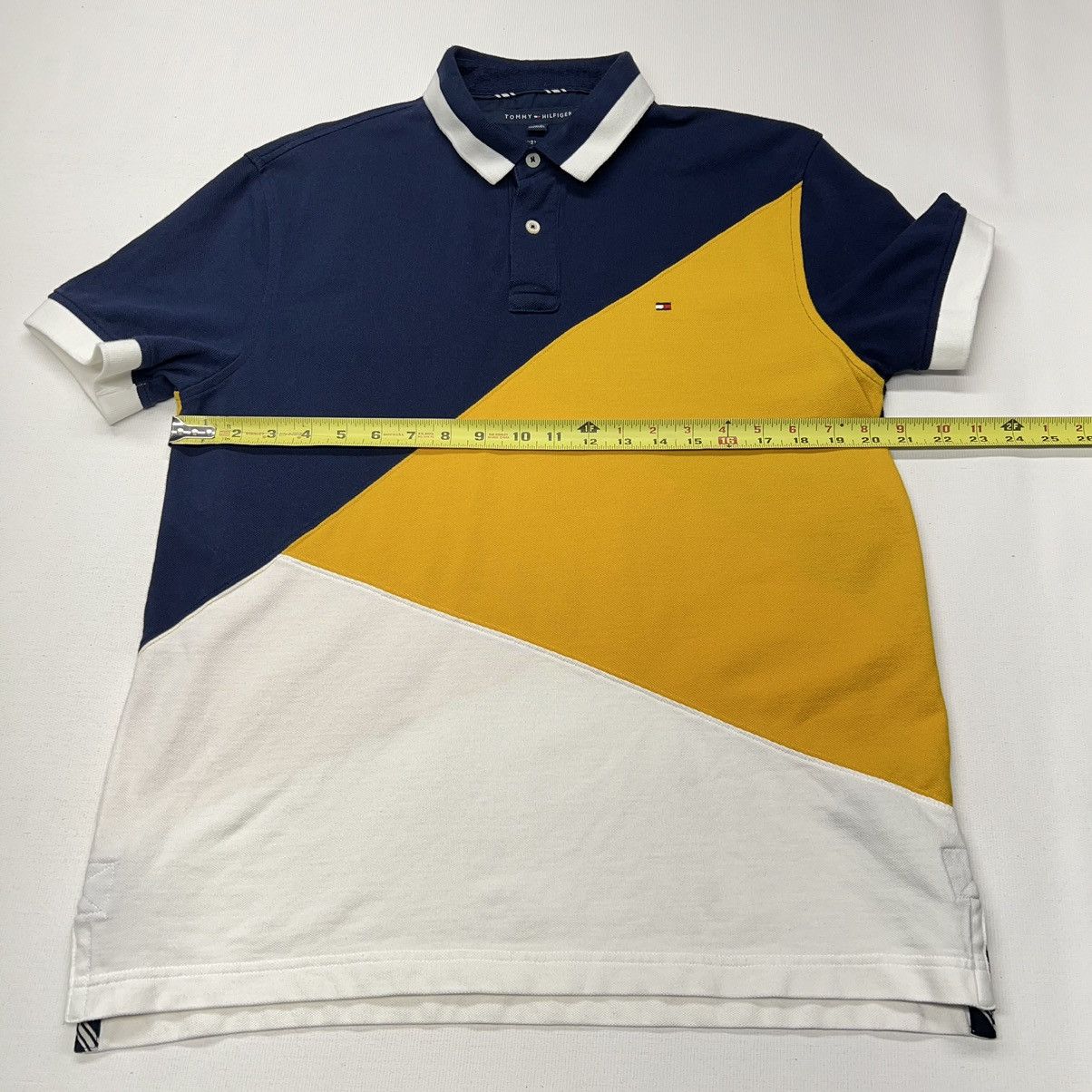 Tommy Hilfiger Tommy Hilfiger Polo Blue Yellow Custom Fit White Golf Flag Size US L / EU 52-54 / 3 - 19 Thumbnail