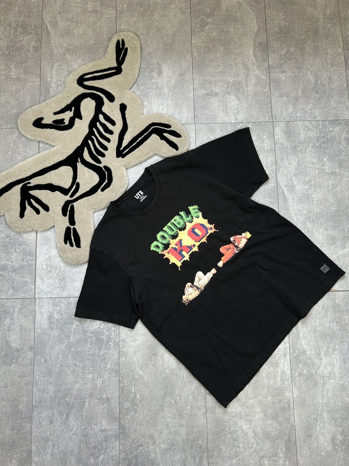 Japanese Brand × Uniqlo Mens Vintage Uniqlo Capcom T-shirt y2k Japanese style tee Size US XL / EU 56 / 4 - 12 Thumbnail