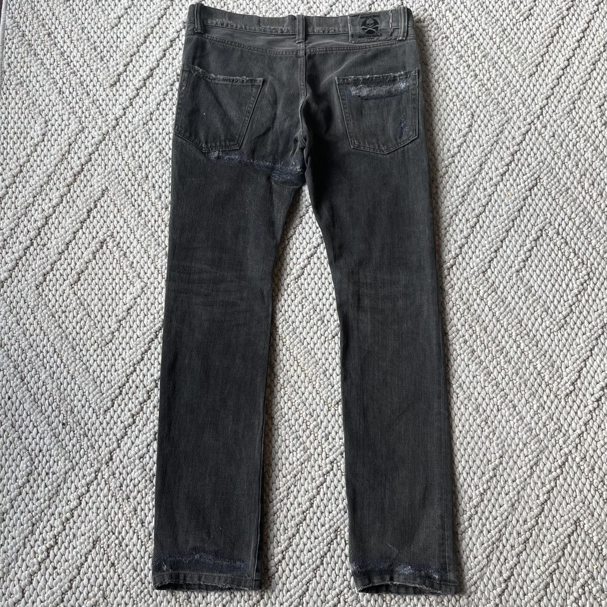Mastermind Japan Mastermind Japan AW11 swarovski encrusted skull patch denim Size US 34 / EU 50 - 2 Thumbnail