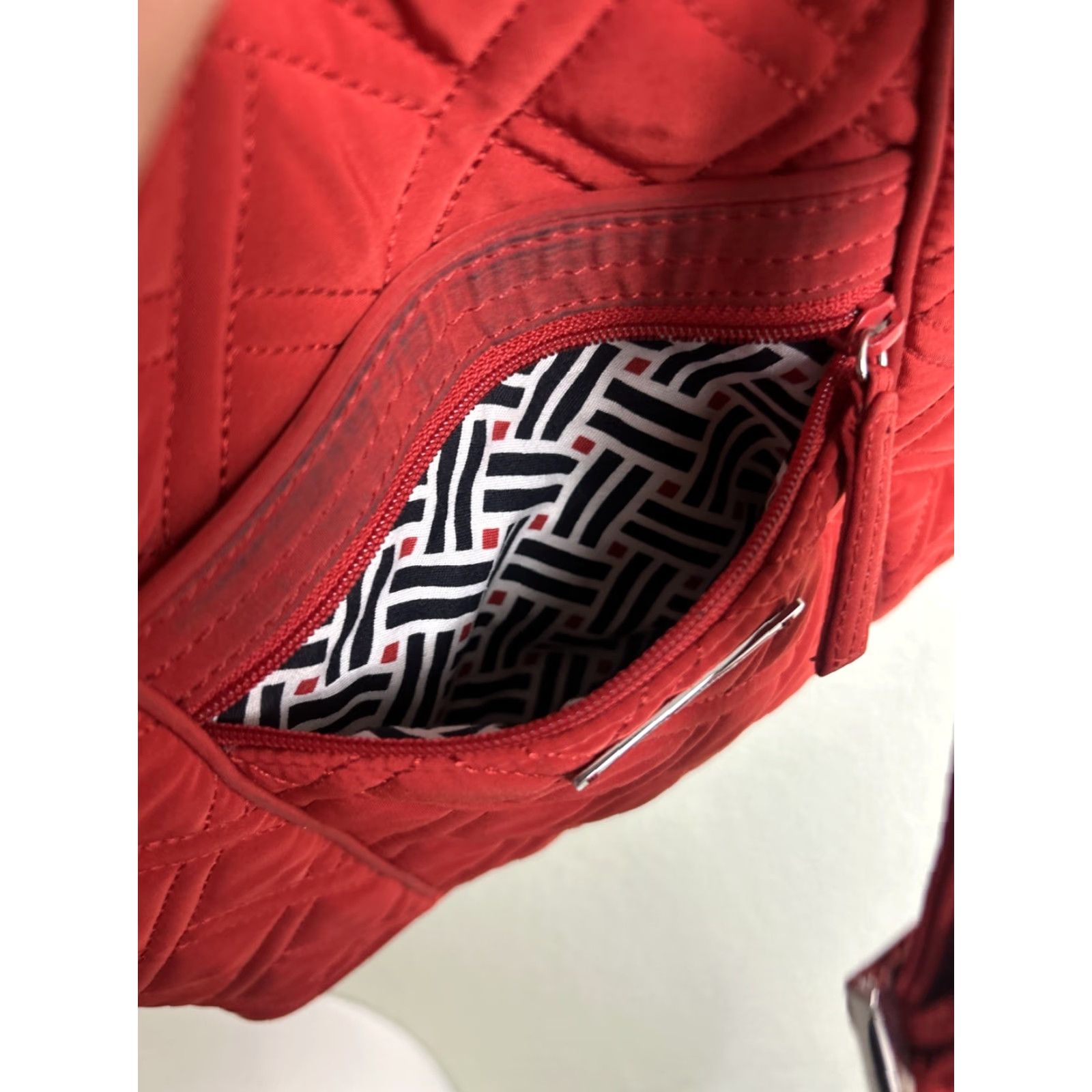 Vera Bradley Vera Bradley Crossbody Bag Medium Hipster Microfiber Red Womens Retired Pattern 10x11 Size ONE SIZE - 7 Thumbnail