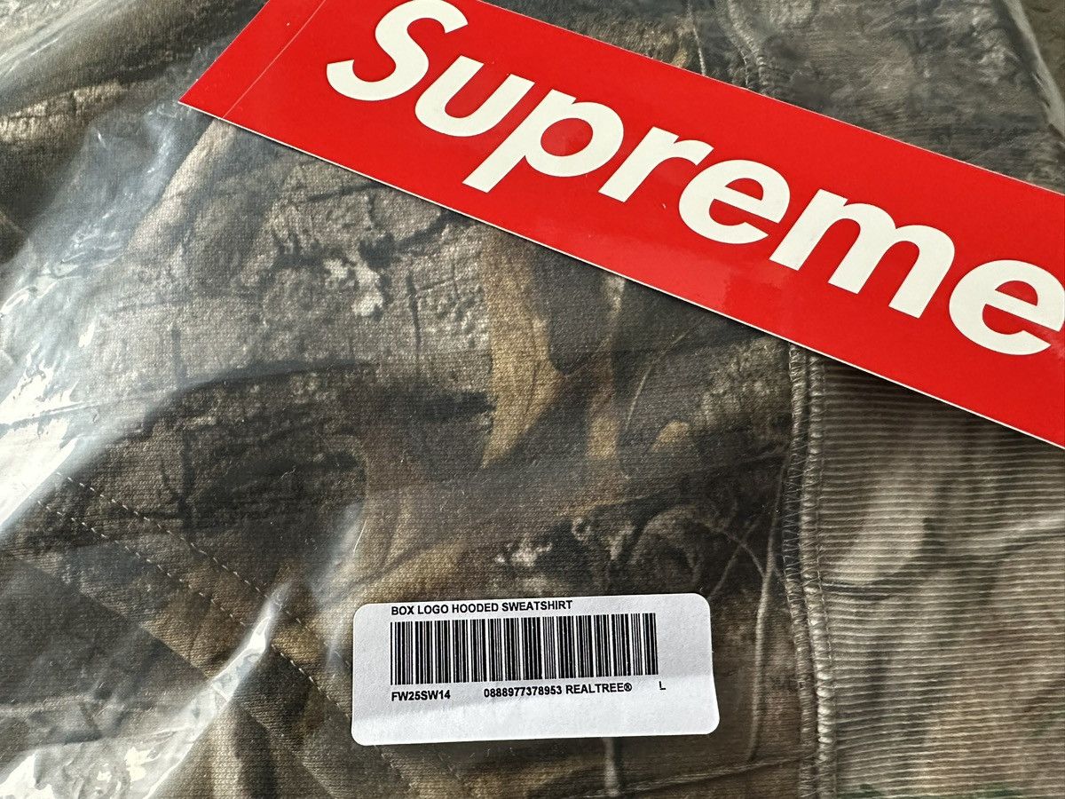Supreme Supreme Box Logo Hooded Sweatshirt FW25 Size US L / EU 52-54 / 3 - 20 Thumbnail