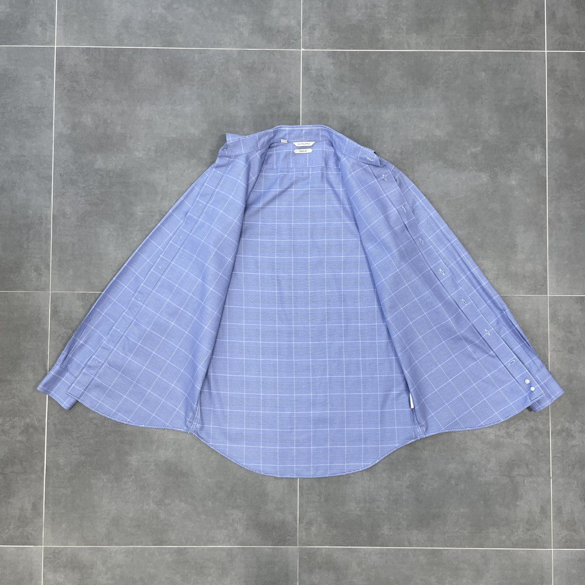 Suitsupply Suitsupply Traveller Slim Fit Button Shirt Size 40/15 Size US L / EU 52-54 / 3 - 12 Thumbnail