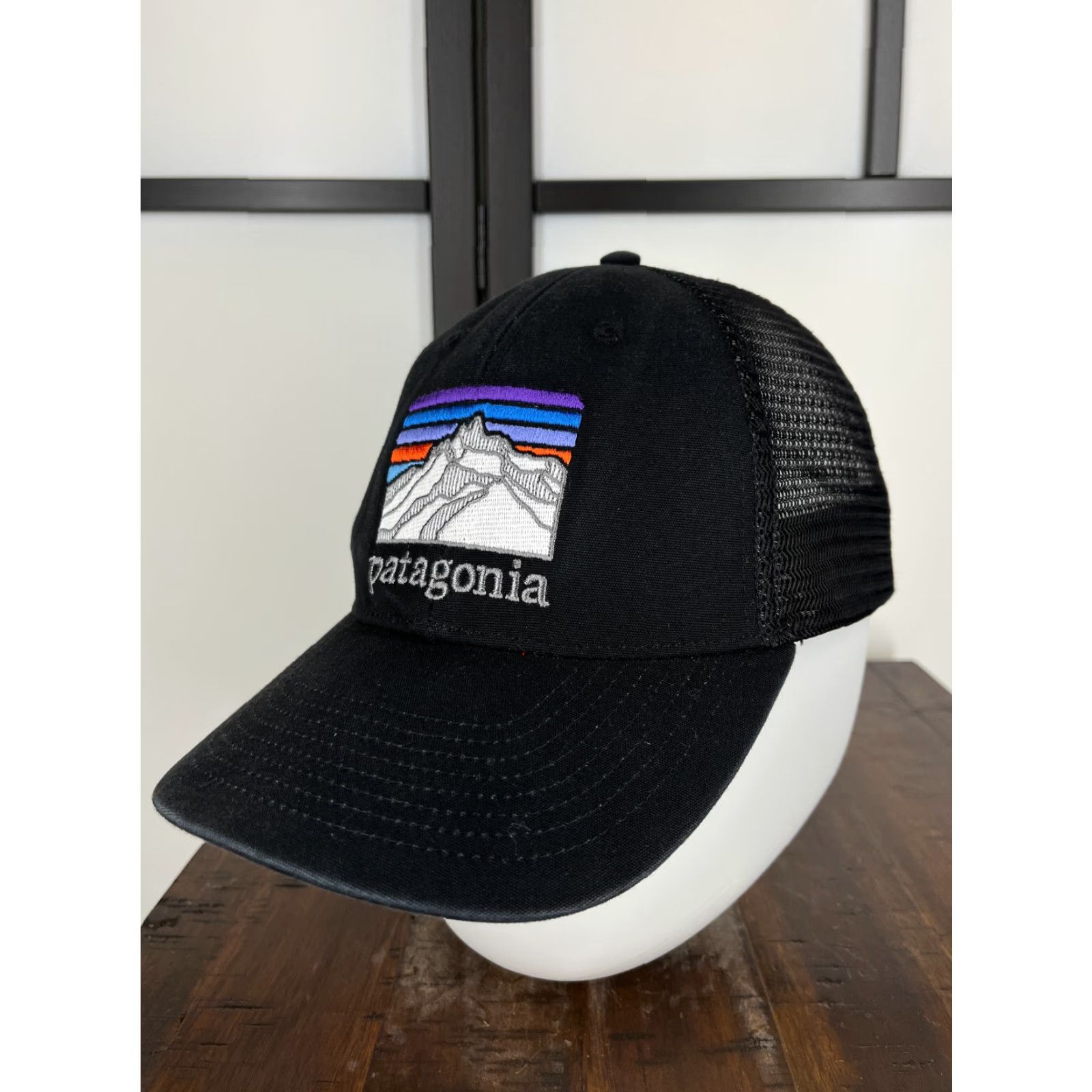 Patagonia Patagonia Hat Cap Snap Back Adult One Size Black Gray Fitz Roy Embroider Trucker Size ONE SIZE - 4 Thumbnail