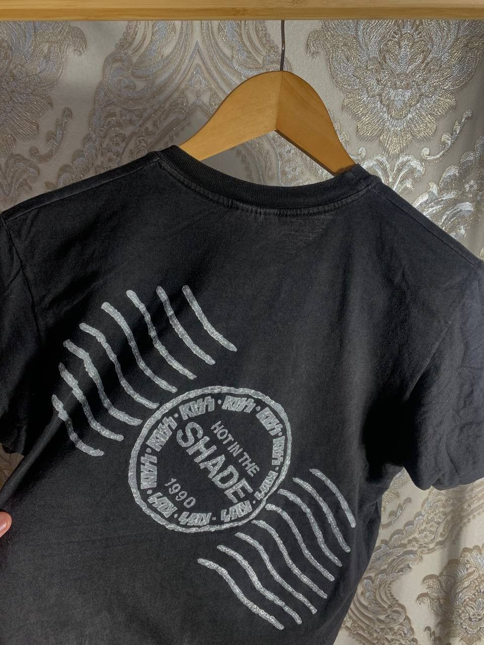Vintage VERY RARE HANES KISS 1990 ROCK T-SHIRT WORLD TOUR METAL PUNK Size US M / EU 48-50 / 2 - 5 Thumbnail