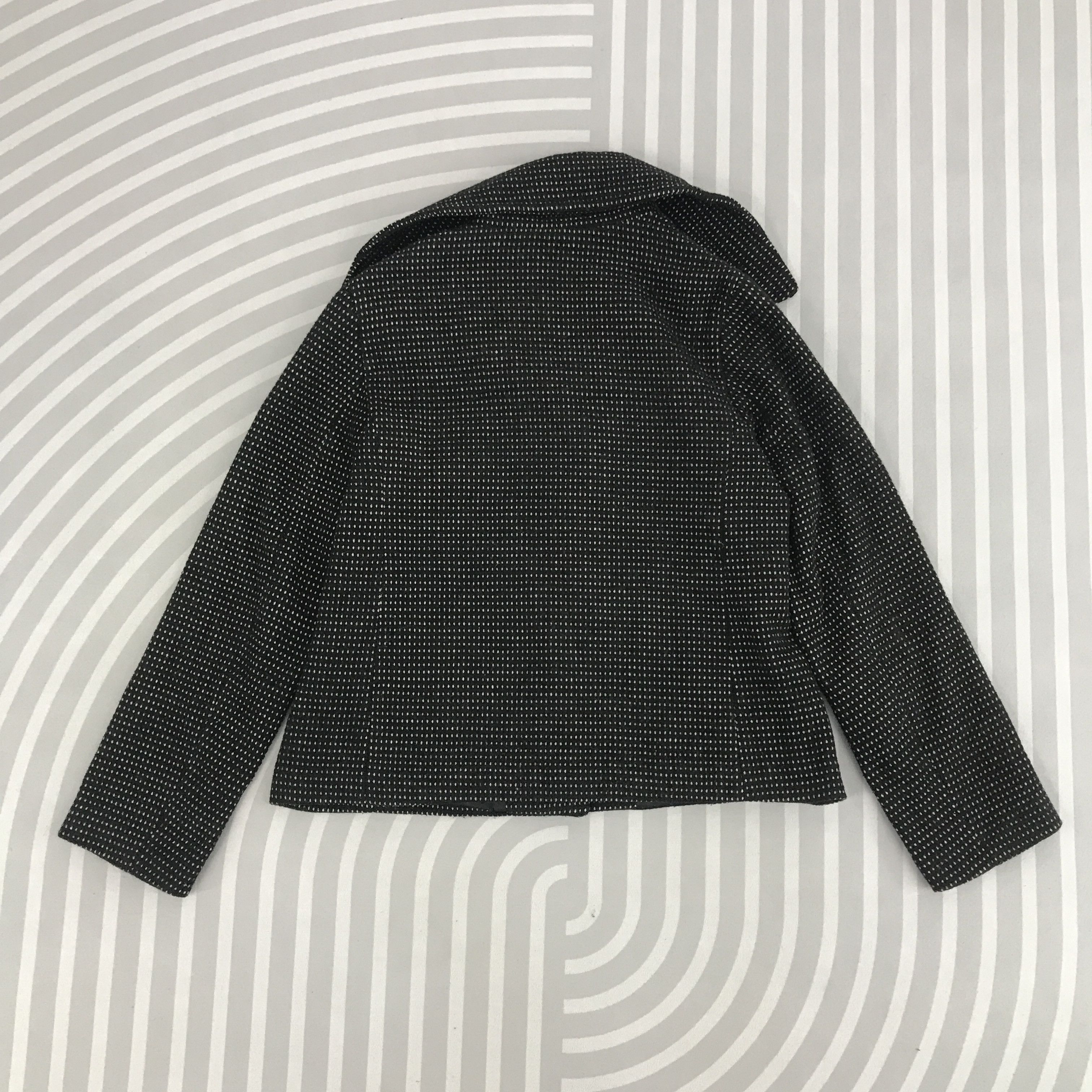 Benetton × Japanese Brand × Vintage Vintage Benetton to you to Wool Button woman Jacket Size US L / EU 52-54 / 3 - 5 Thumbnail