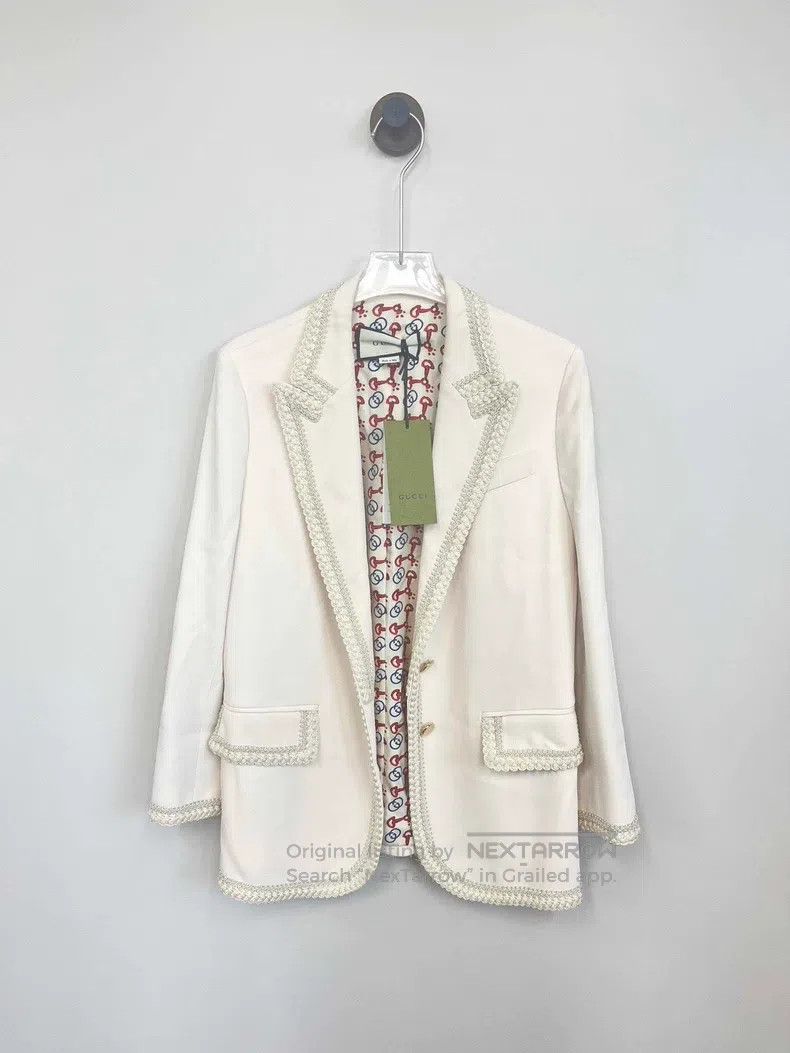 Gucci Gucci Beige gold buckle court style woven rolled edge lini Size XS / US 0-2 / IT 36-38 - 1 Thumbnail
