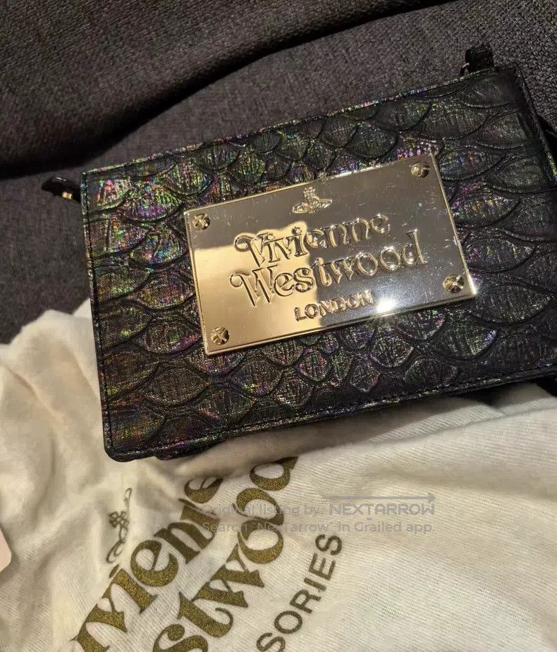 Vivienne Westwood Vivienne Westwood size os Limited Edition Color-Changing Cr Size ONE SIZE - 3 Thumbnail