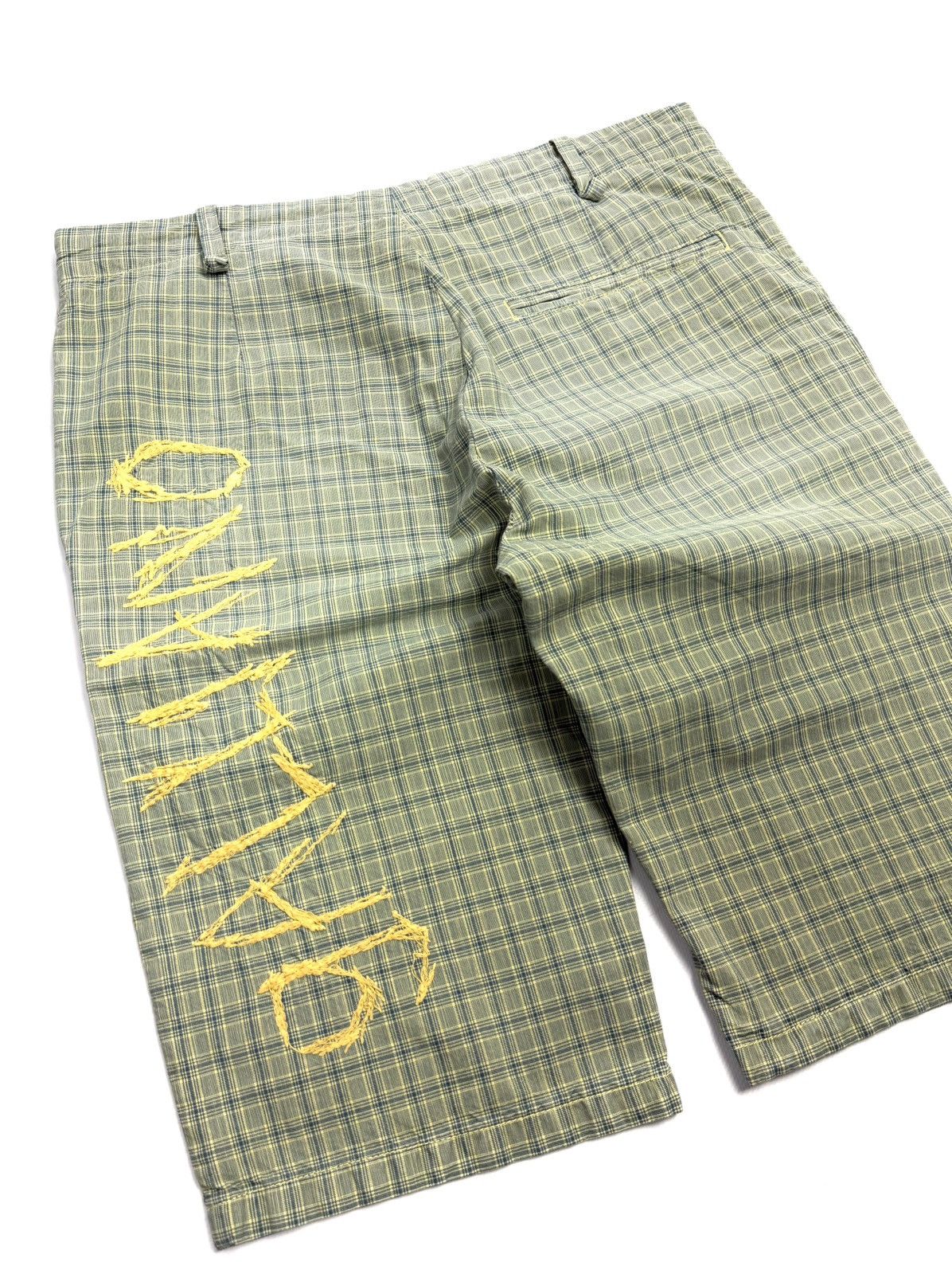 John Galliano John Galliano Embroidered Logo Shorts Italy Archive Punk Size US 32 / EU 48 - 7 Thumbnail