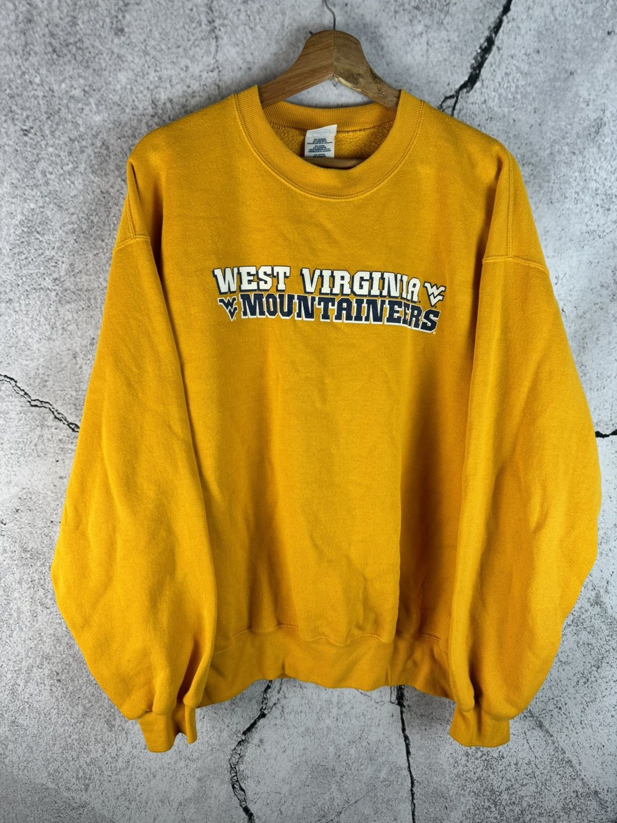 Vintage Vintage 90s West Virginia Mountaineers Collegiate Crewneck Size US L / EU 52-54 / 3 - 1 Thumbnail