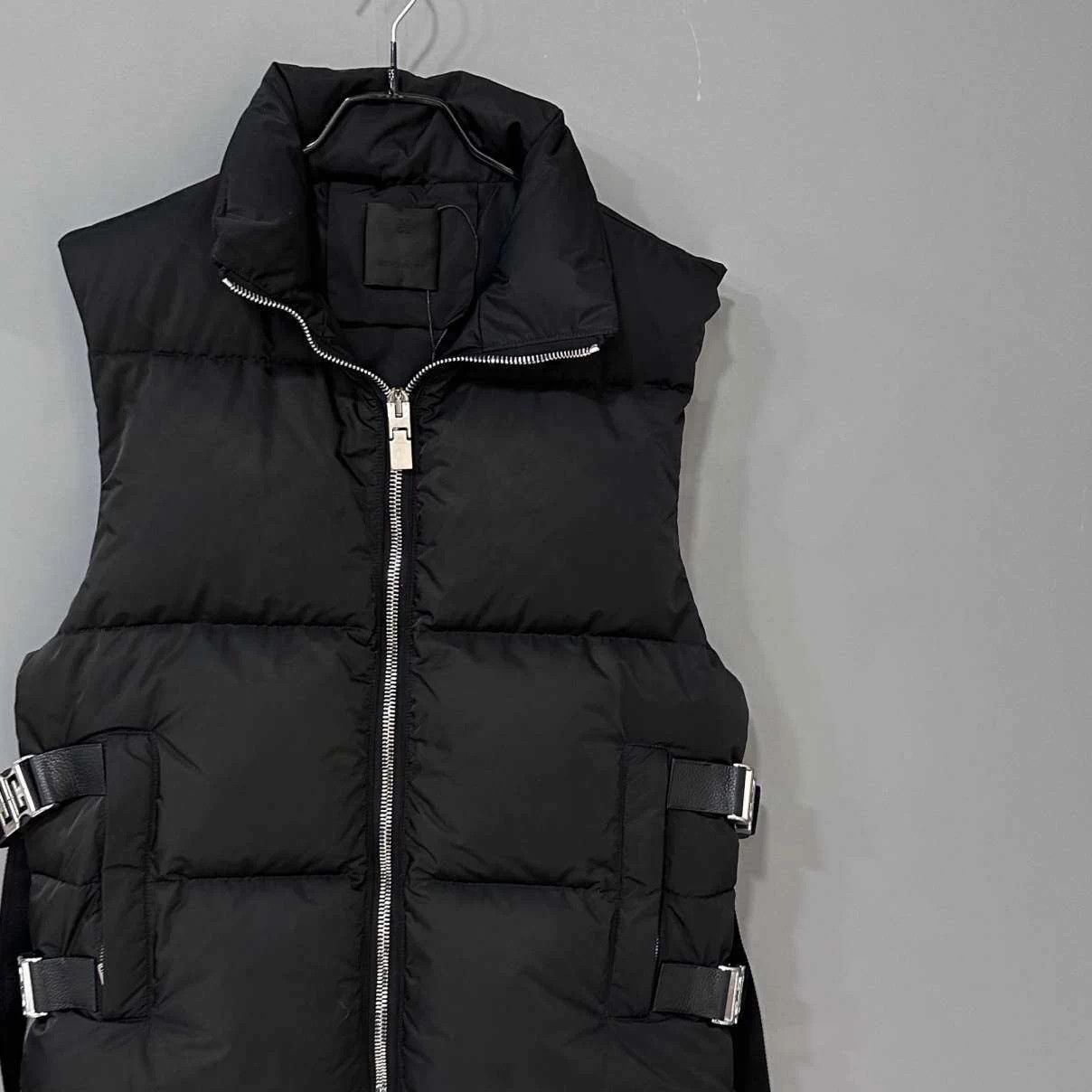Givenchy GIVENCHY solid metallic details down vest 98 new size 46 Size XL / US 12-14 / IT 48-50 - 2 Thumbnail