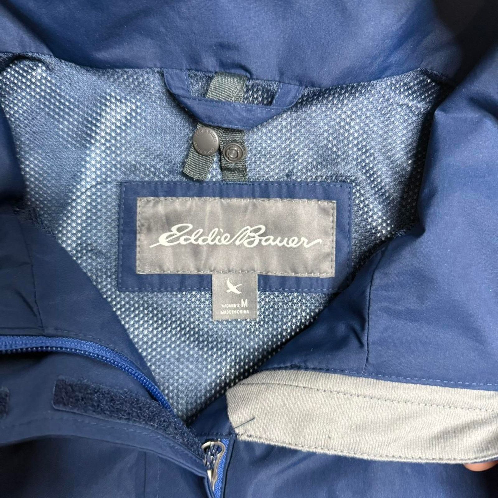 Eddie Bauer Eddie Bauer Blue Windbreaker Jacket Hoodie Size Medium Size US M / EU 48-50 / 2 - 5 Thumbnail